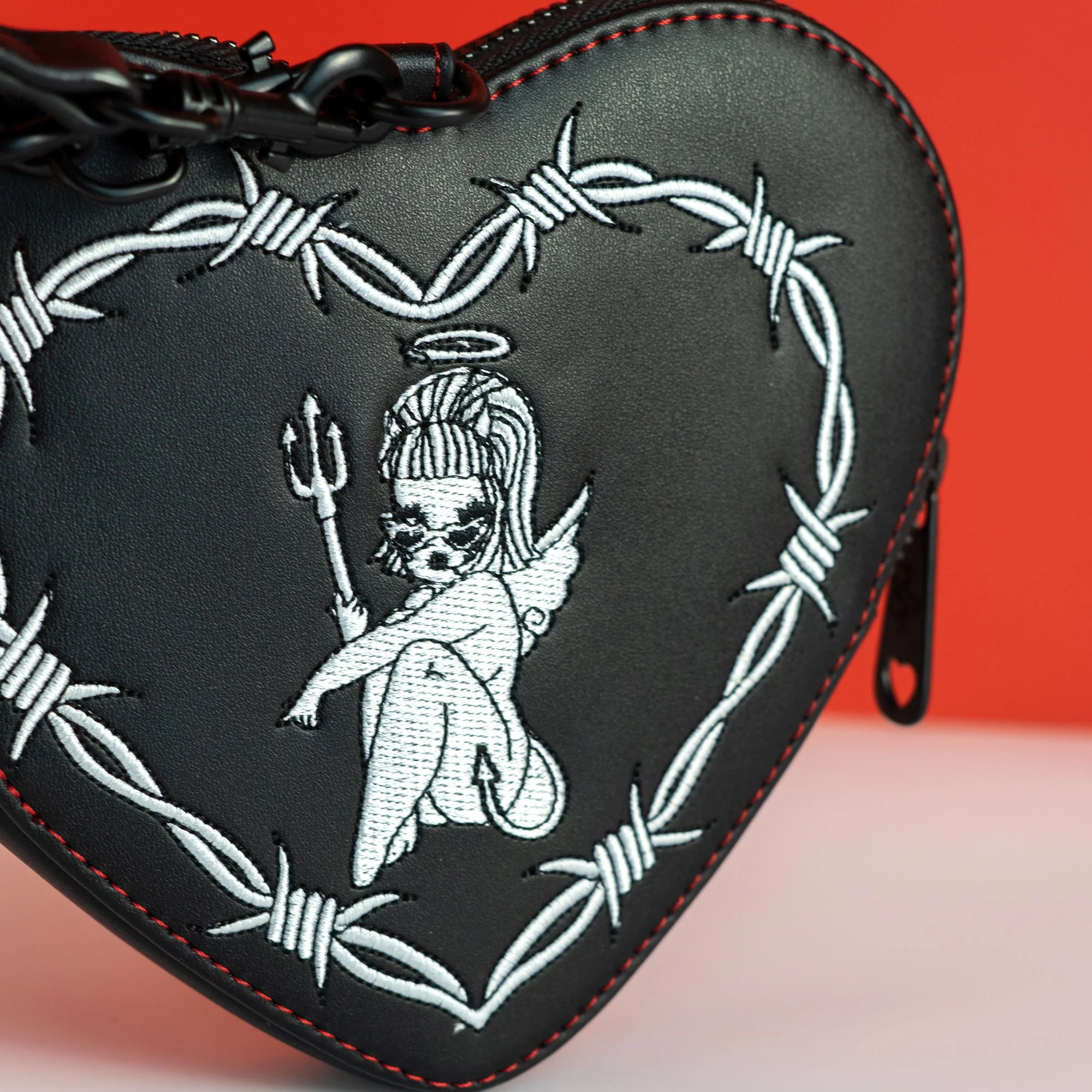 Loungefly x Valfré Lucy Heart Wristlet Wallet - Image 3