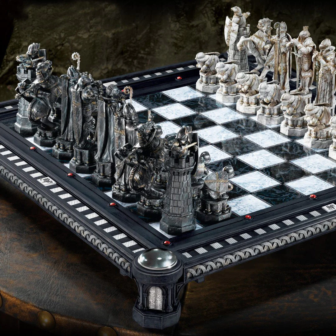 Harry Potter Final Challenge Chess Set - Image 4
