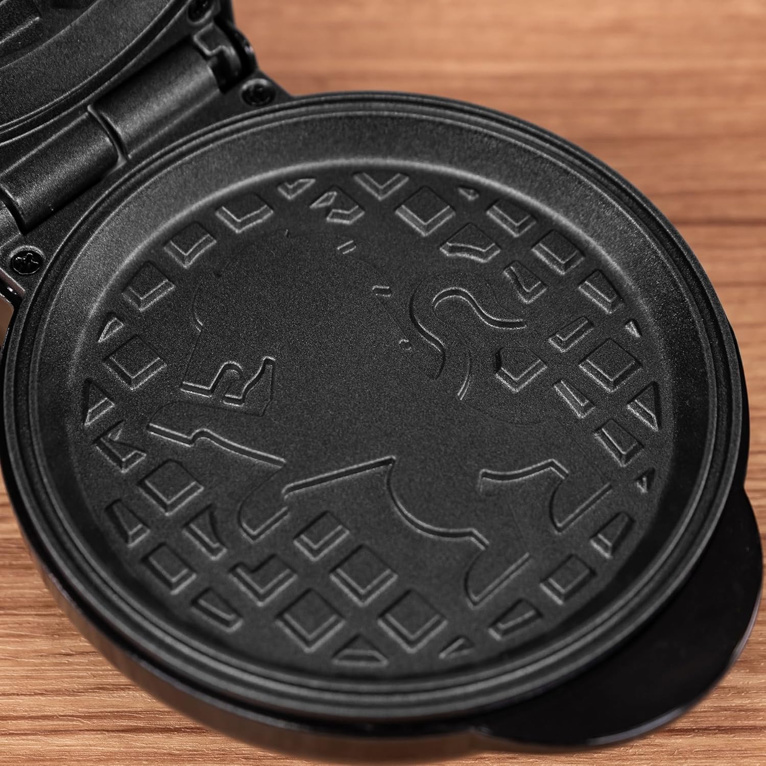 Harry Potter Gryffindor Mini Waffle Maker - Image 5