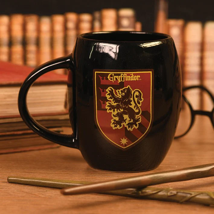 Harry Potter Gryffindor Uniform Oval Mug - Image 2