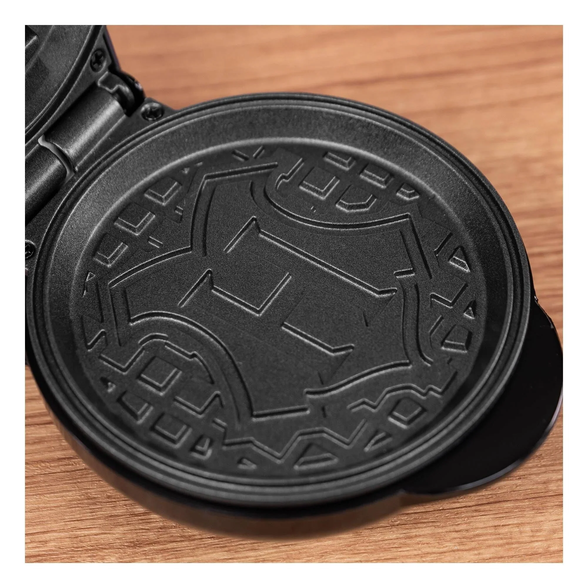 Harry Potter Hogwarts Crest Mini Waffle Maker - Image 5