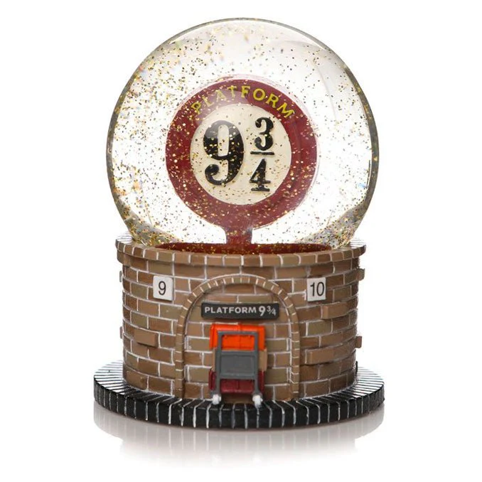 Harry Potter Hogwarts Express Platform 9 3/4 Snow Globe