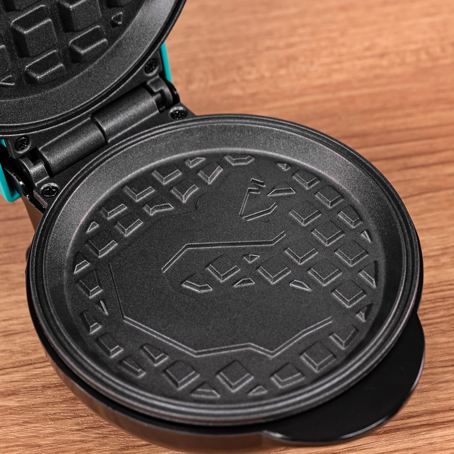 Harry Potter Slytherin Mini Waffle Maker - Image 5