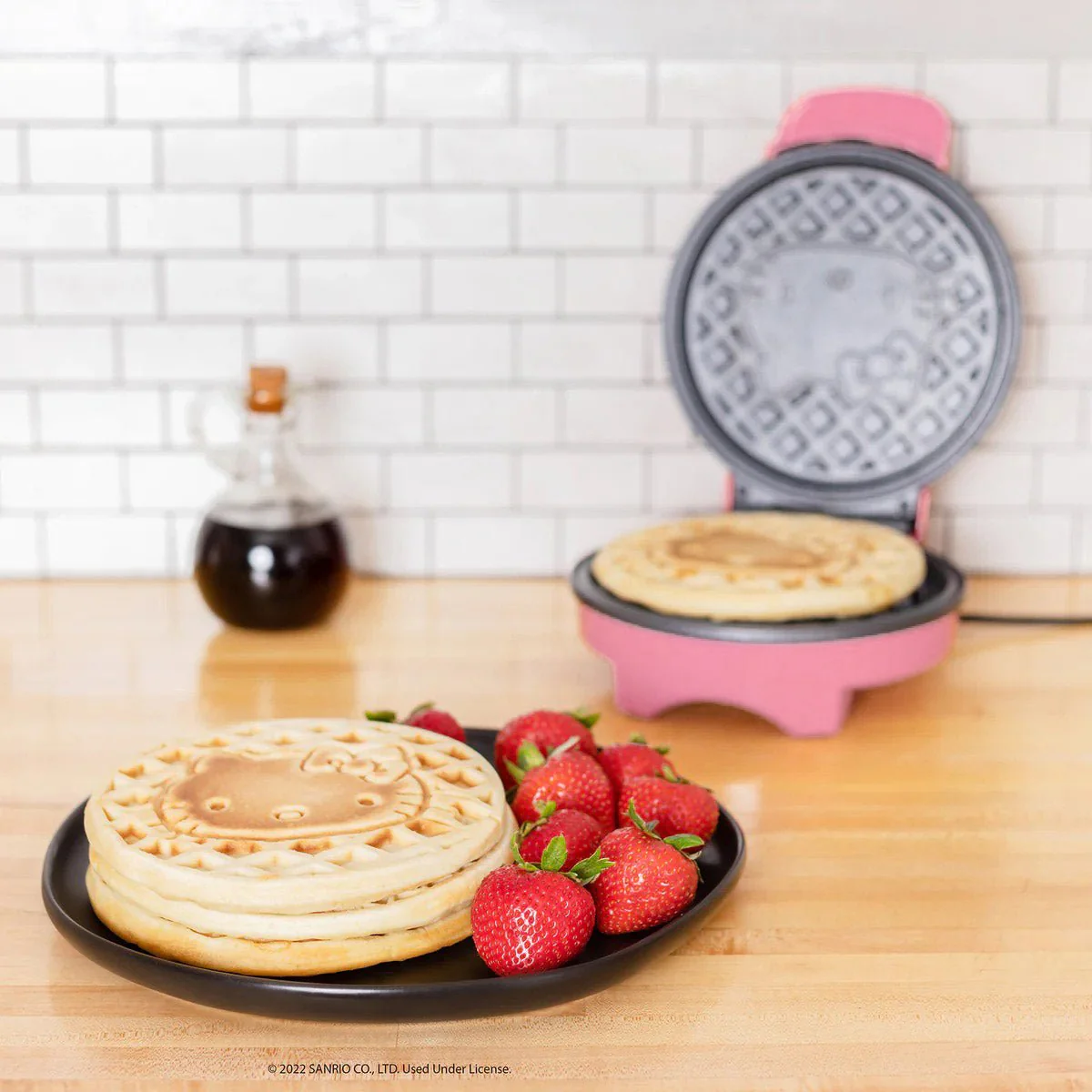 Hello Kitty Pink Waffle Maker - Image 2