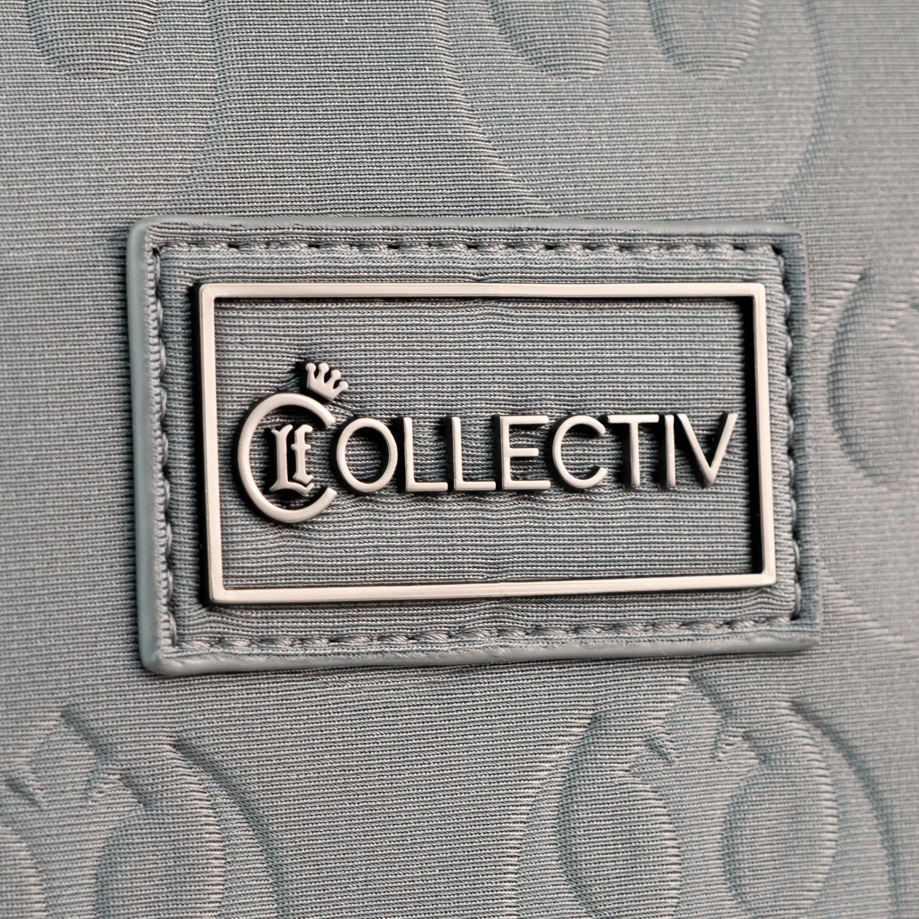 Loungefly Collectiv x Star Wars Rebel Alliance The Everyday Convertible Bag - Image 7