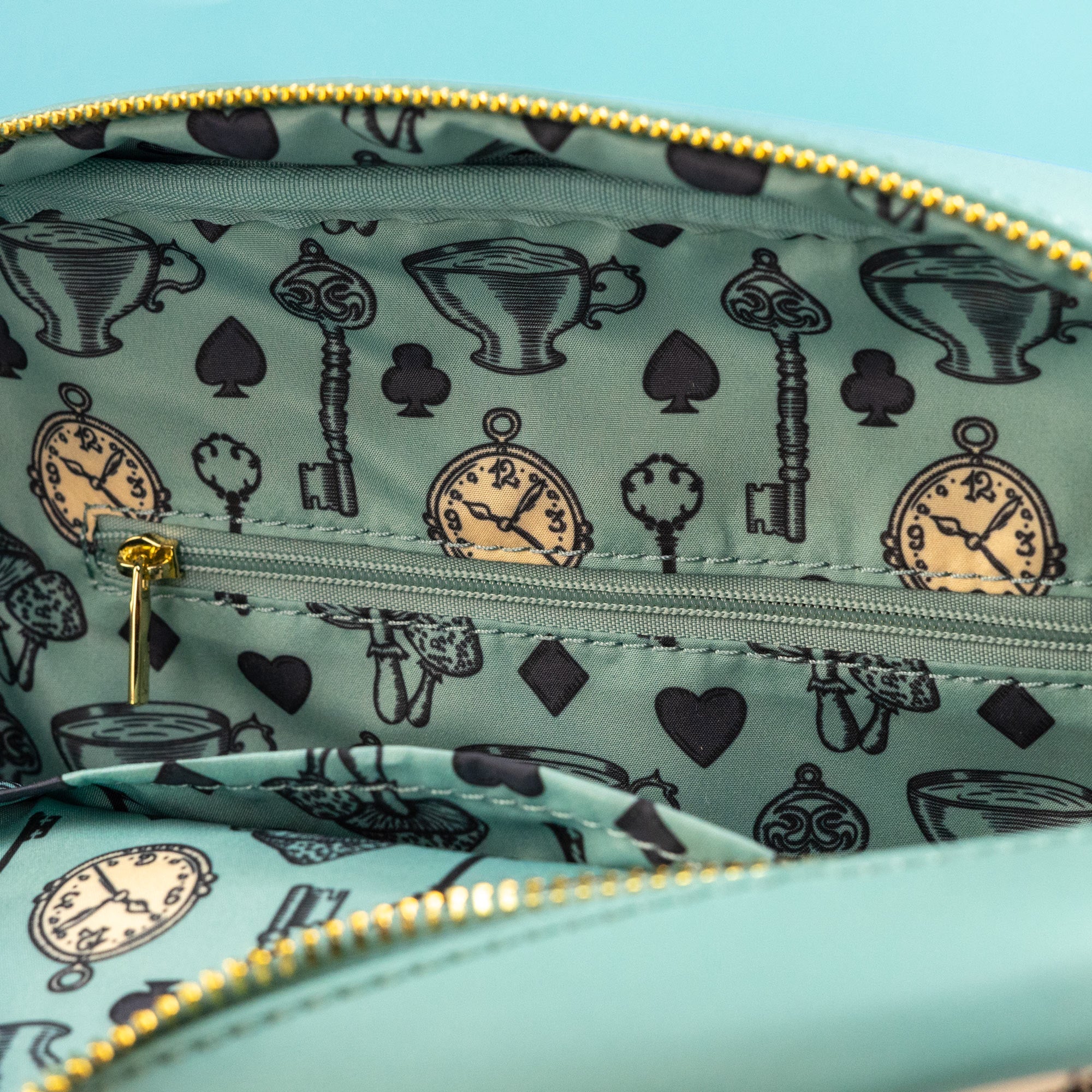 Loungefly Originals Alice in Wonderland Crossbody Bag - Image 7