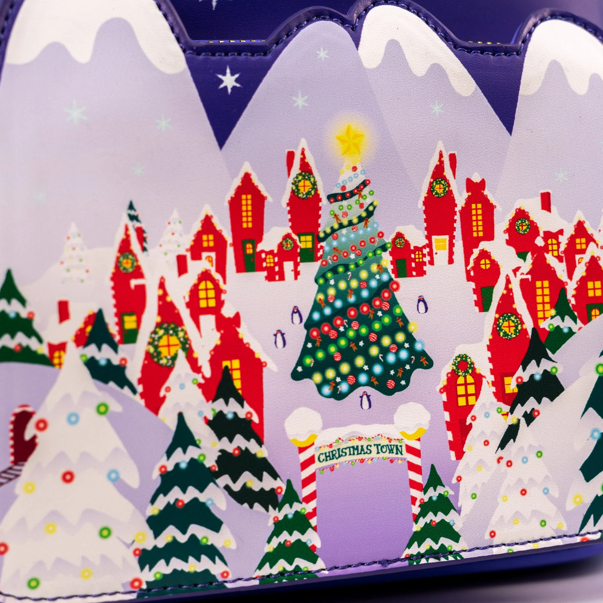 Loungefly The Nightmare Before Christmas - Santa Jack in Christmastown Mini Backpack - Image 4