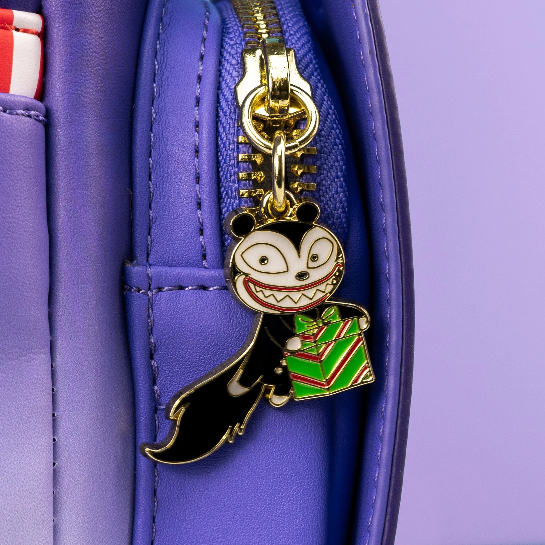 Loungefly The Nightmare Before Christmas - Santa Jack in Christmastown Mini Backpack - Image 6