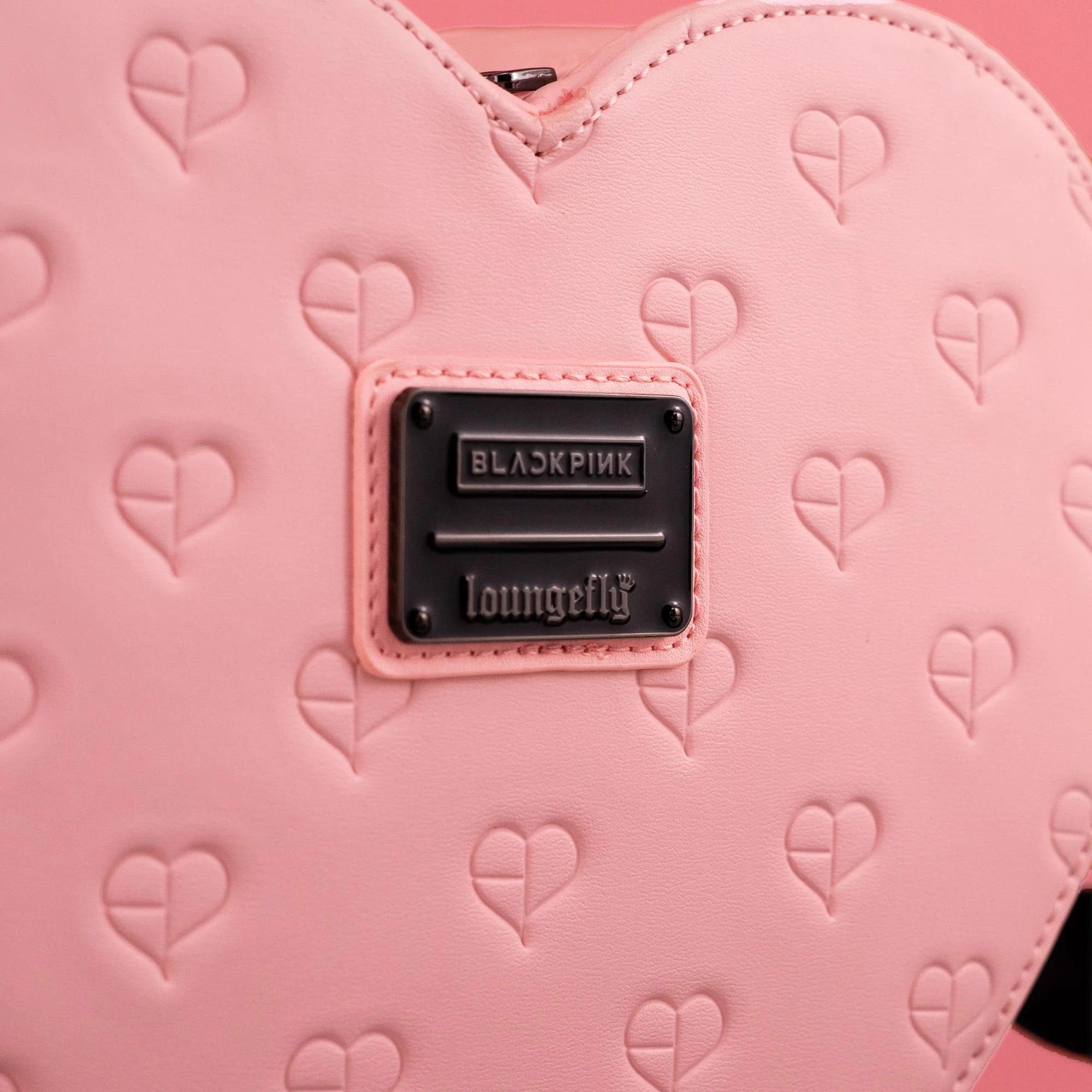 Loungefly x BLACKPINK Heart Crossbody Bag - Image 3