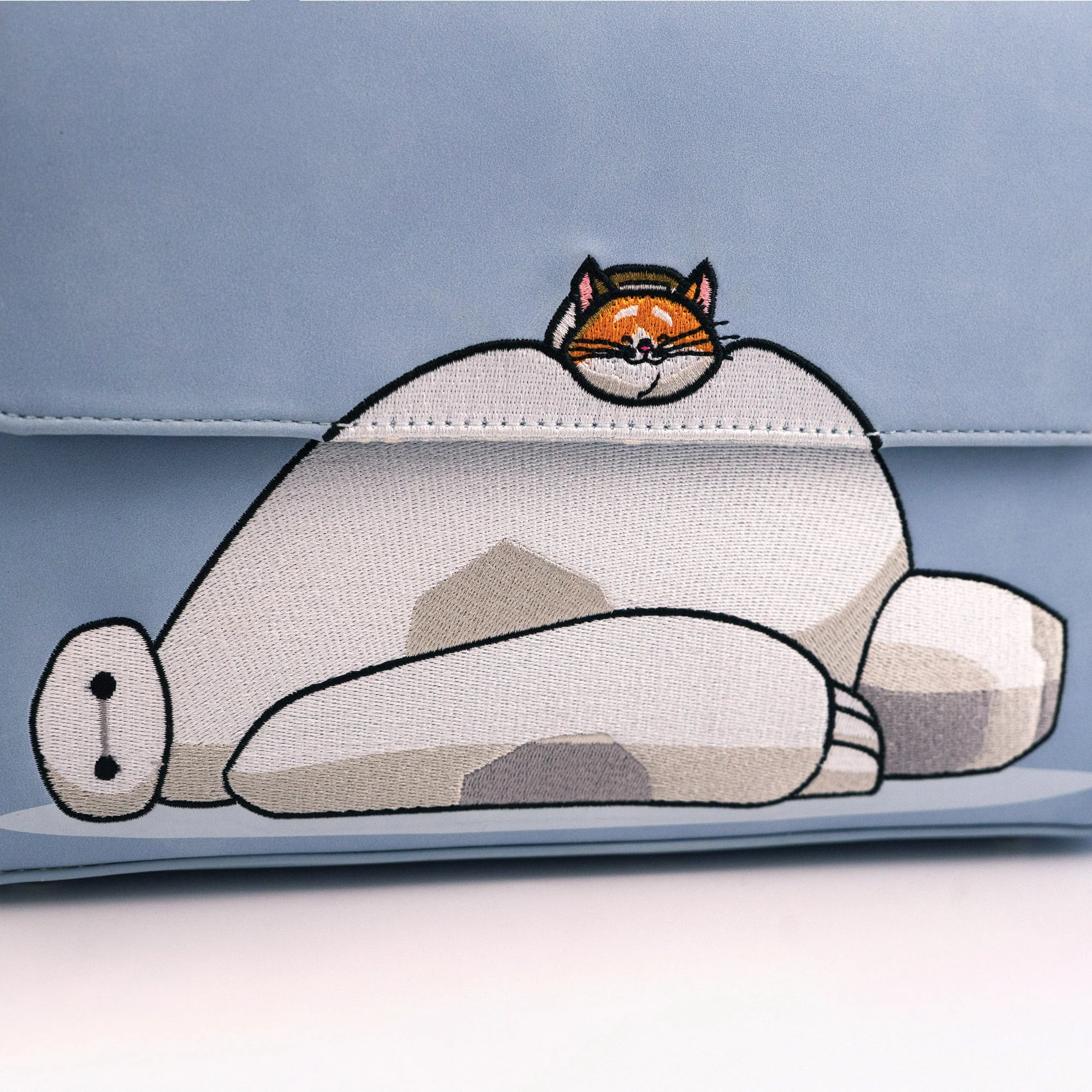 Loungefly x Disney Baymax & Mochi Crossbody Handbag - Image 3