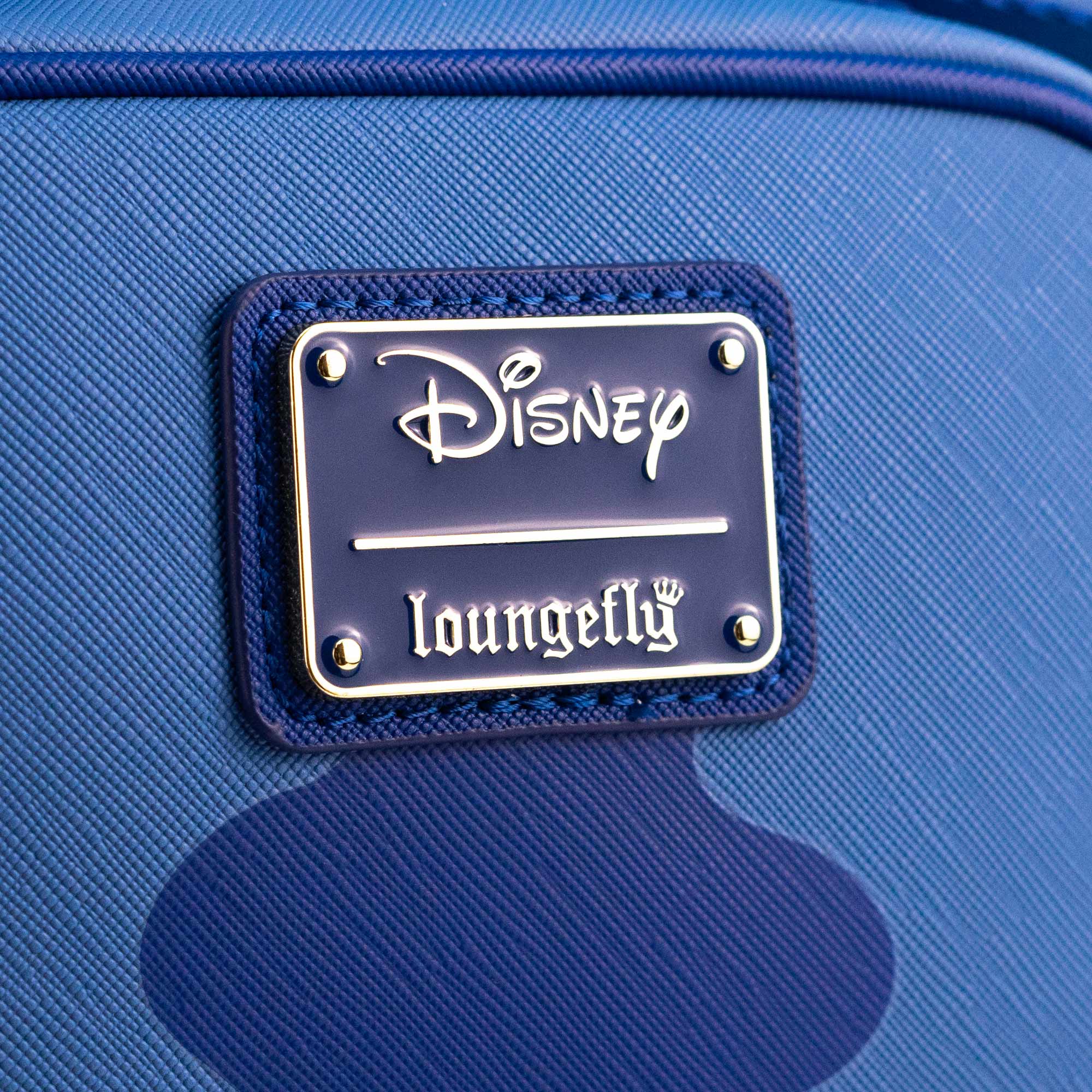 Loungefly x Disney Lilo and Stitch Beach Day Crossbuddies Bag - Image 6