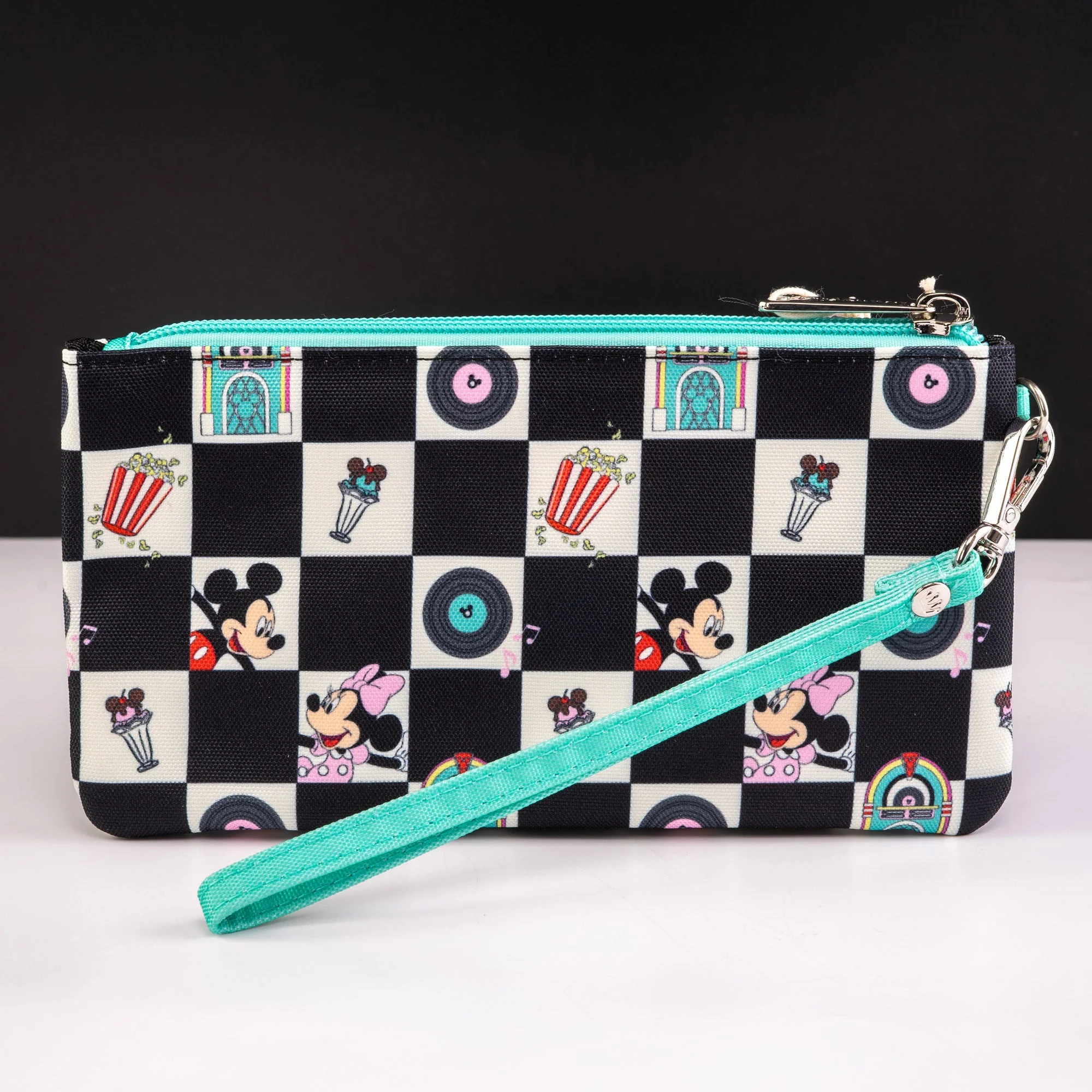Loungefly x Disney Mickey And Minnie Date Night Wristlet