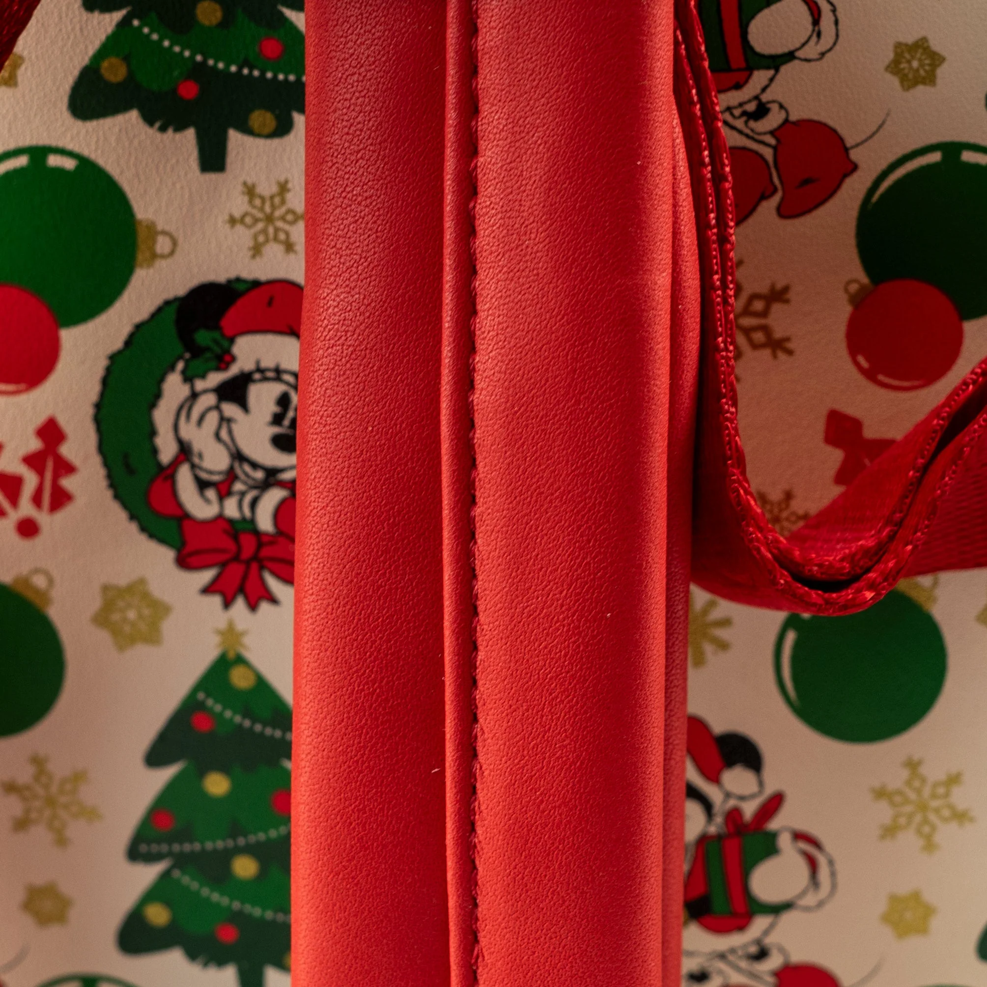 Loungefly x Disney Minnie Claus with Sequin Bow Mini Backpack - Image 7