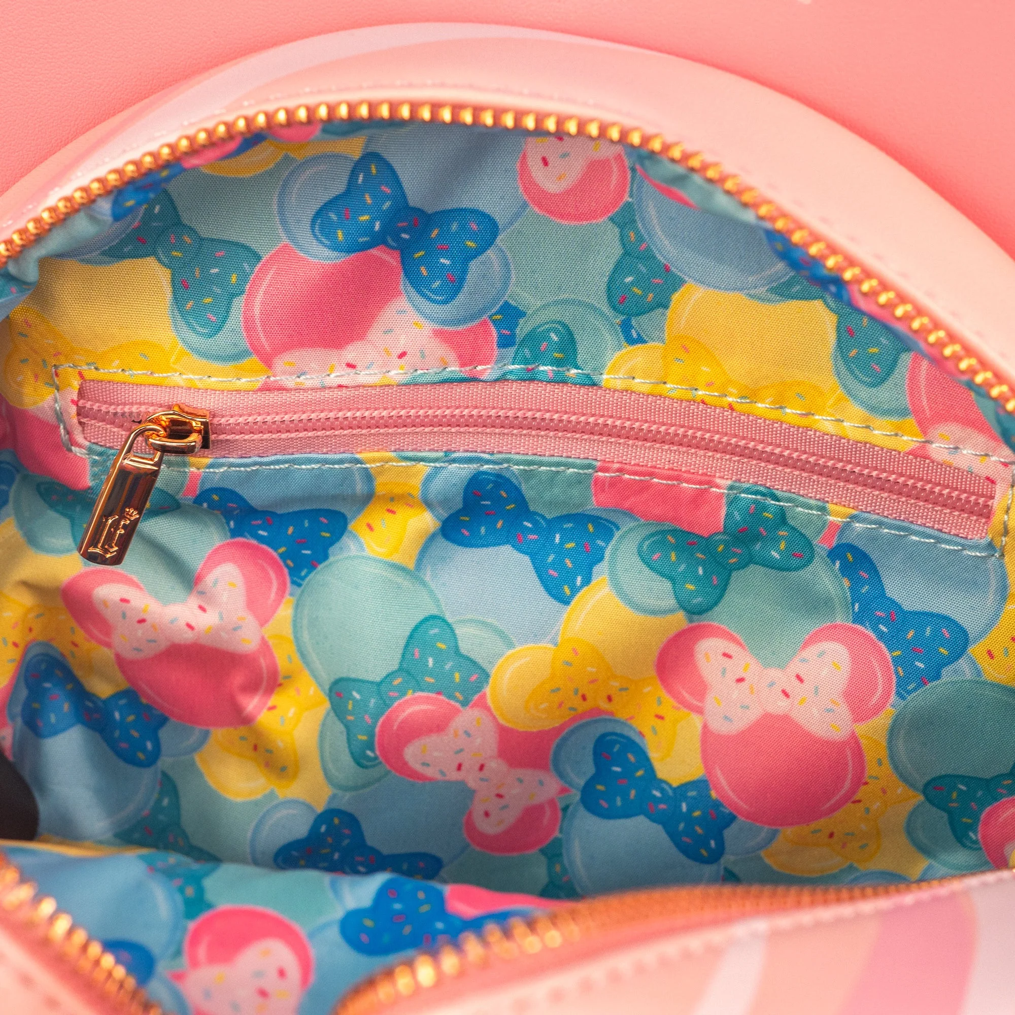 Loungefly x Disney Minnie Mouse Macaron Convertible Crossbody Backpack - Image 5
