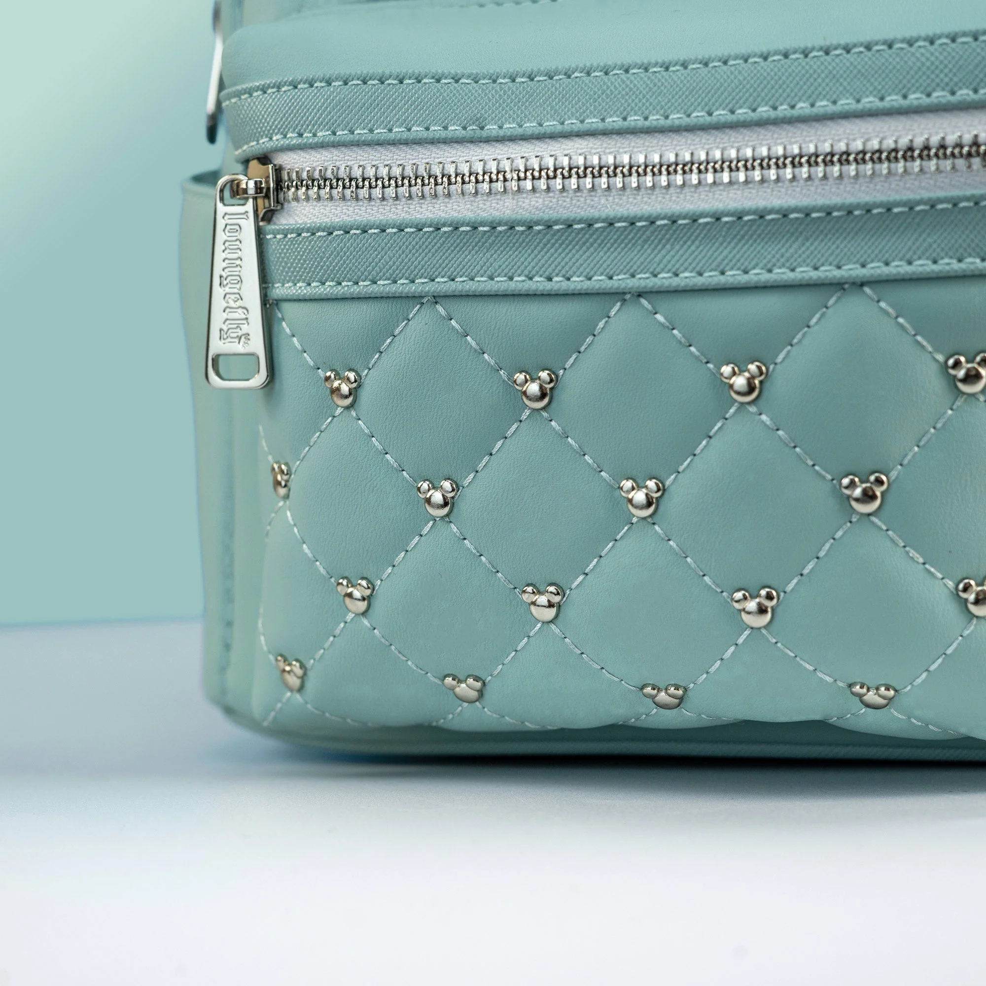 Loungefly x Disney Minnie Mouse Elegance Quilted Mini Backpack - Image 3