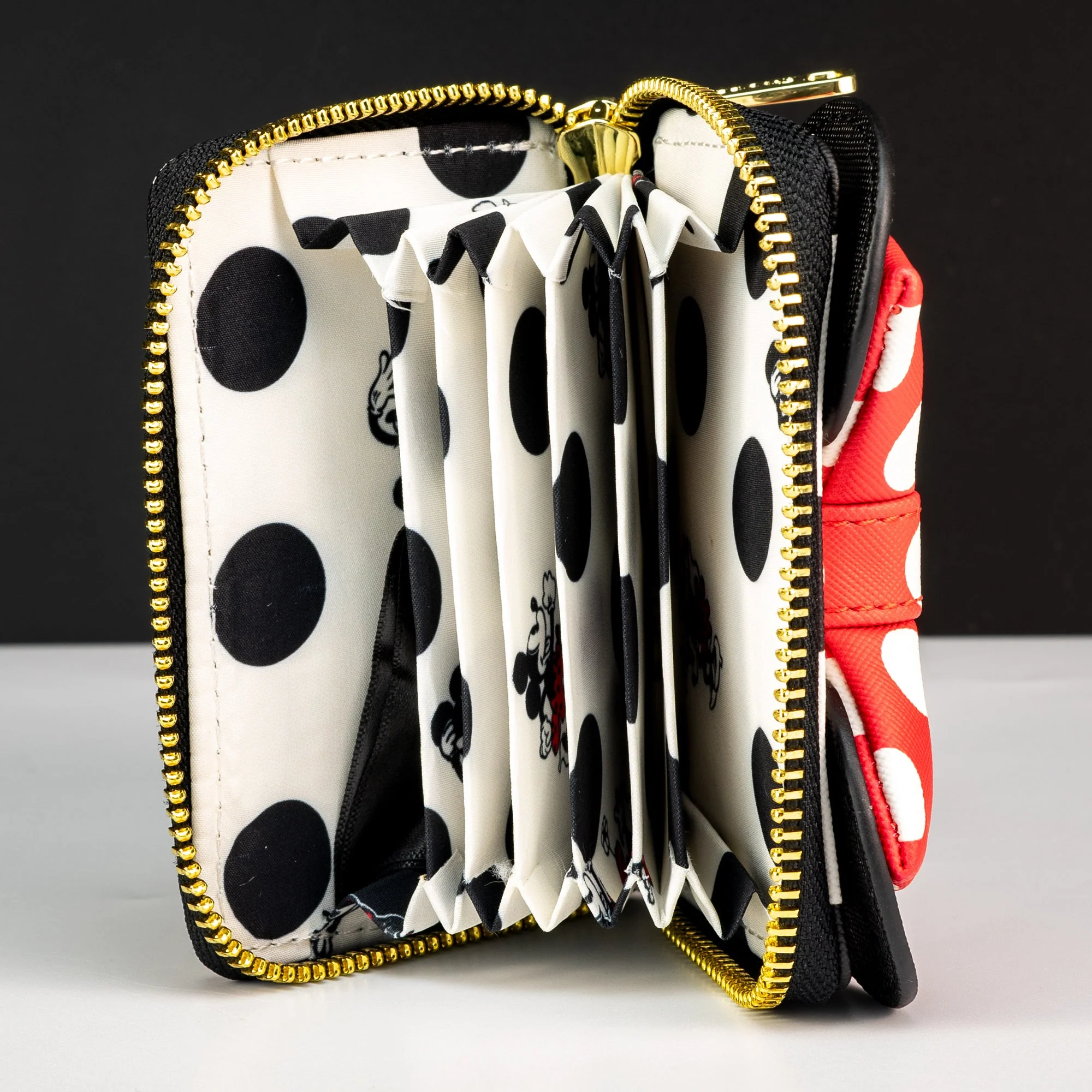 Loungefly x Disney Minnie Mouse Rocks The Dots Accordion Card Holder - Image 3