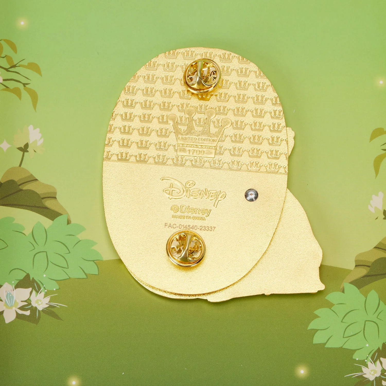 Loungefly x Disney Princess and The Frog Princess Tiana Lenticular 3-Inch Pin - Image 6