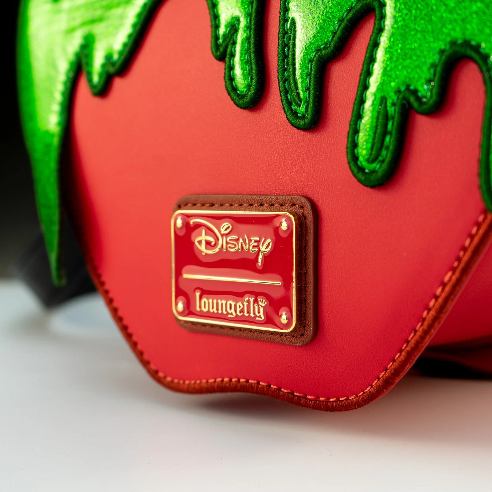 Loungefly x Disney Snow White Poison Apple Crossbody Bag - Image 2