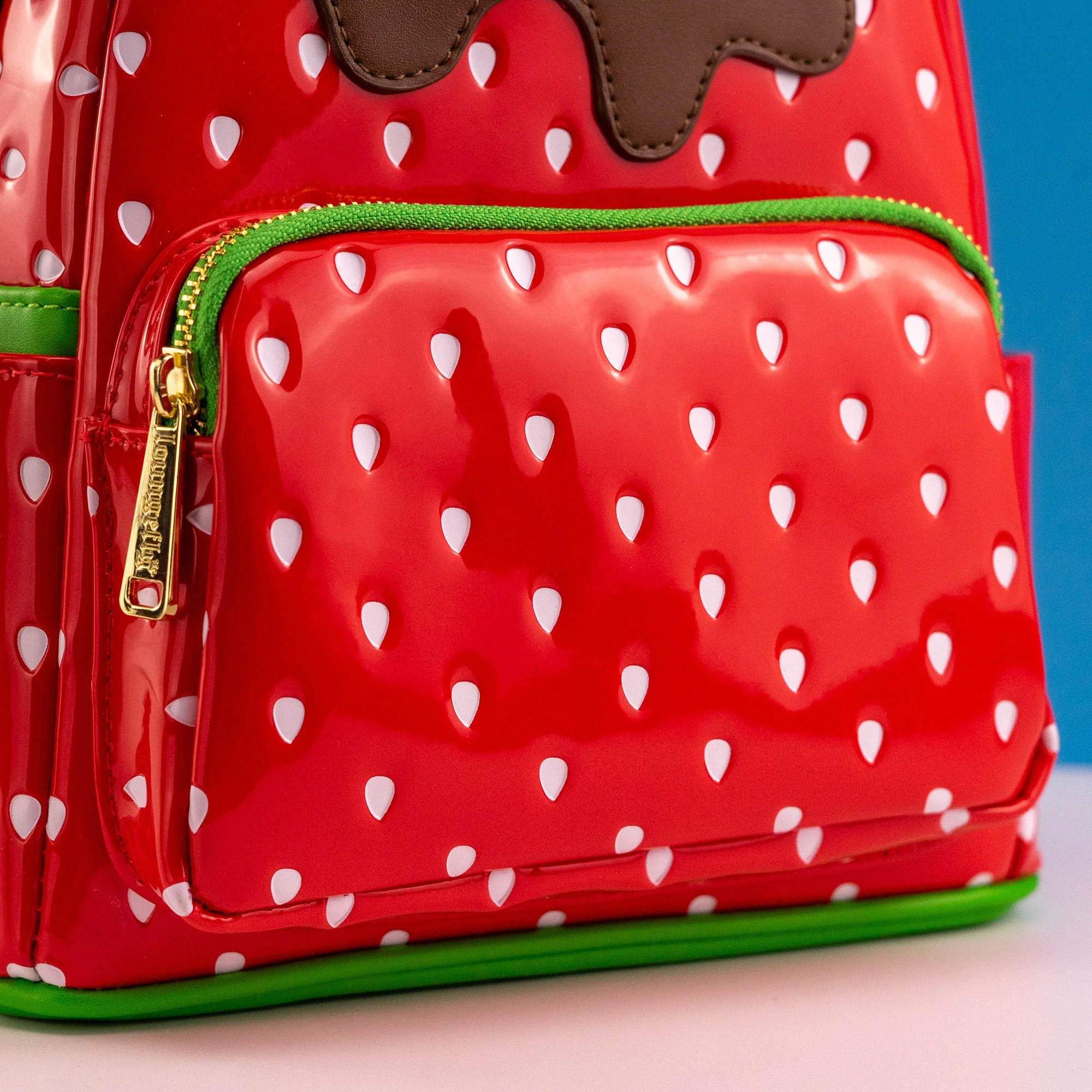 Loungefly x Disney Minnie Mouse Chocolate Strawberry Scented Mini Backpack - Image 4