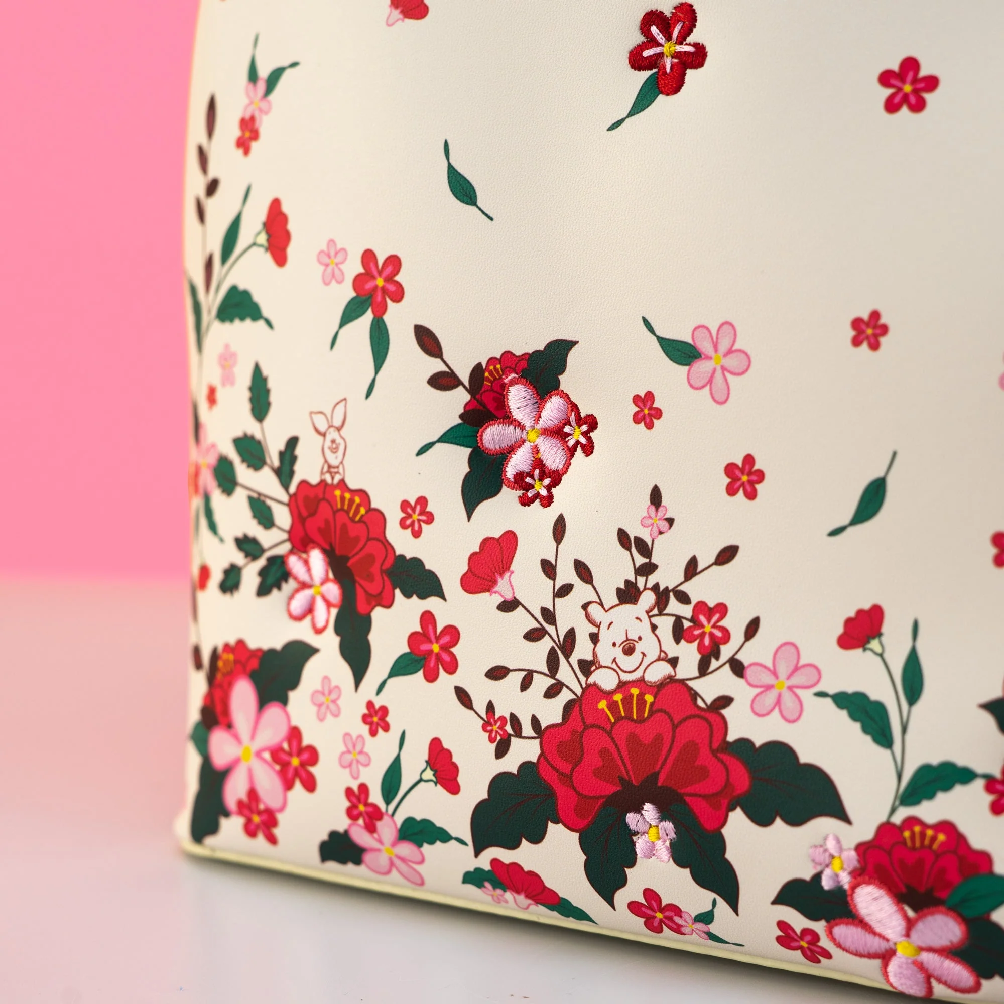 Loungefly x Disney Winnie the Pooh Floral Handbag - Image 3