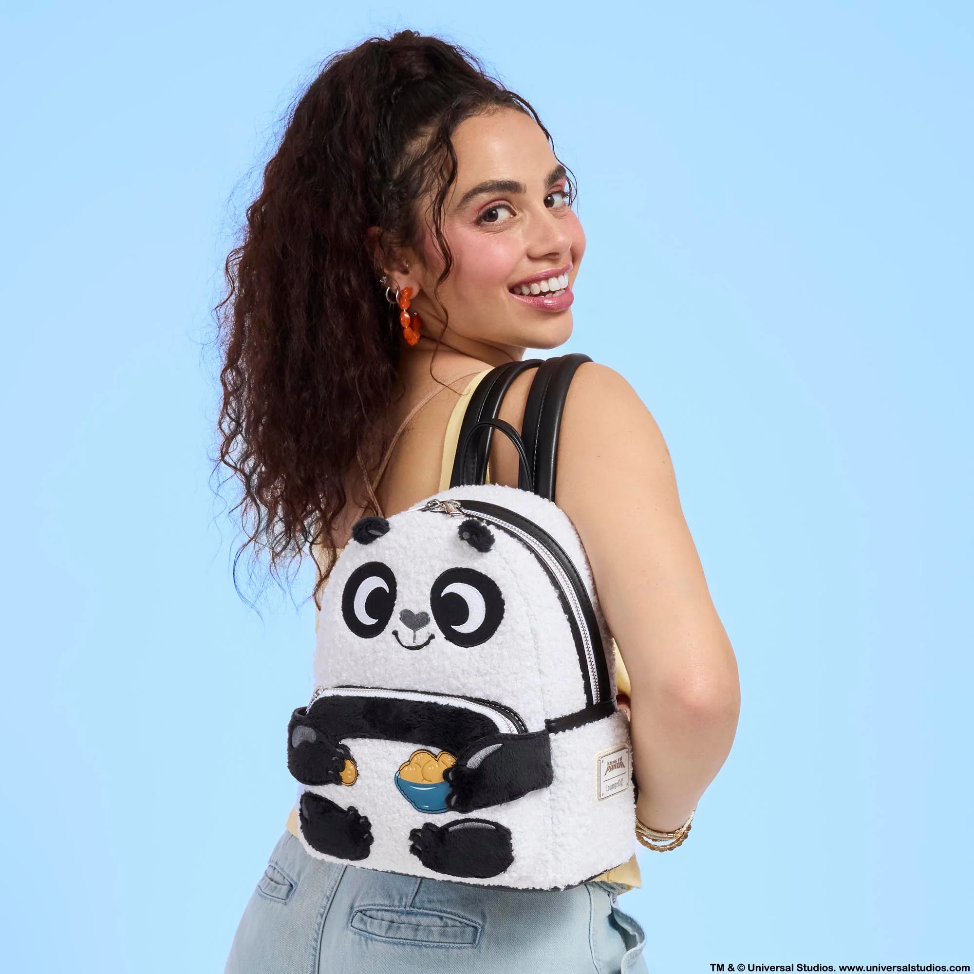 Loungefly x Dreamworks Kung Fu Panda Mini Backpack - Image 2