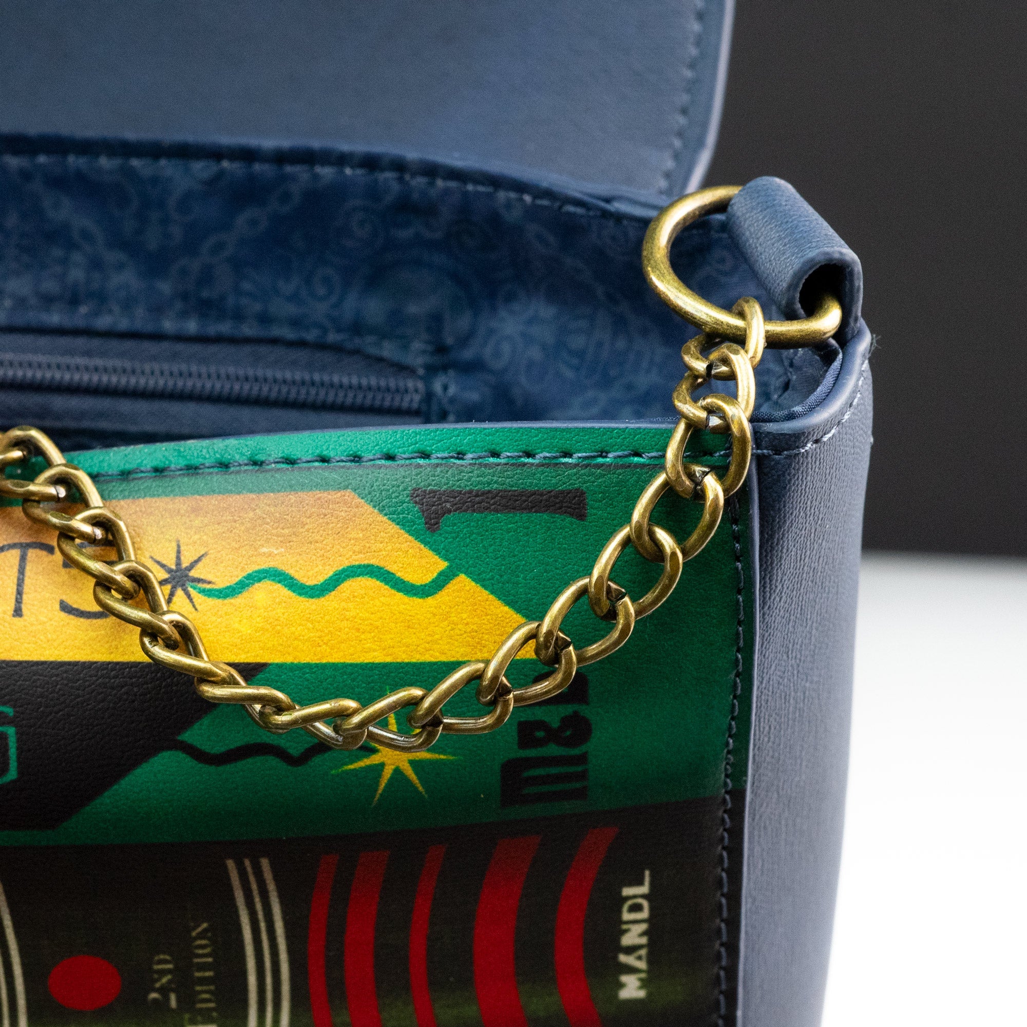 Loungefly x Fantastic Beasts Magical Books Crossbody Bag - Image 3