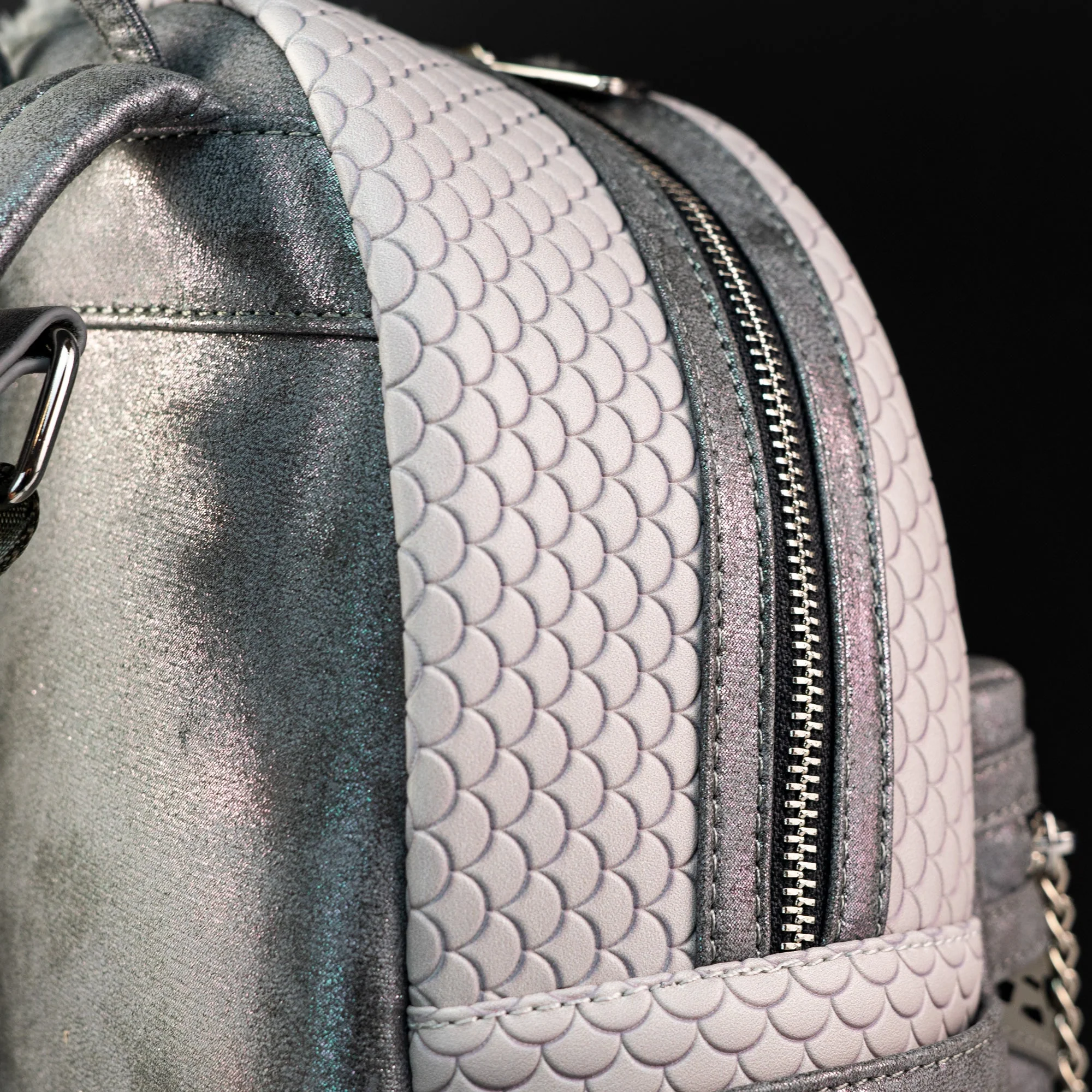 Loungefly x Game of Thrones Sansa Stark Queen in the North Cosplay Mini Backpack - Image 8
