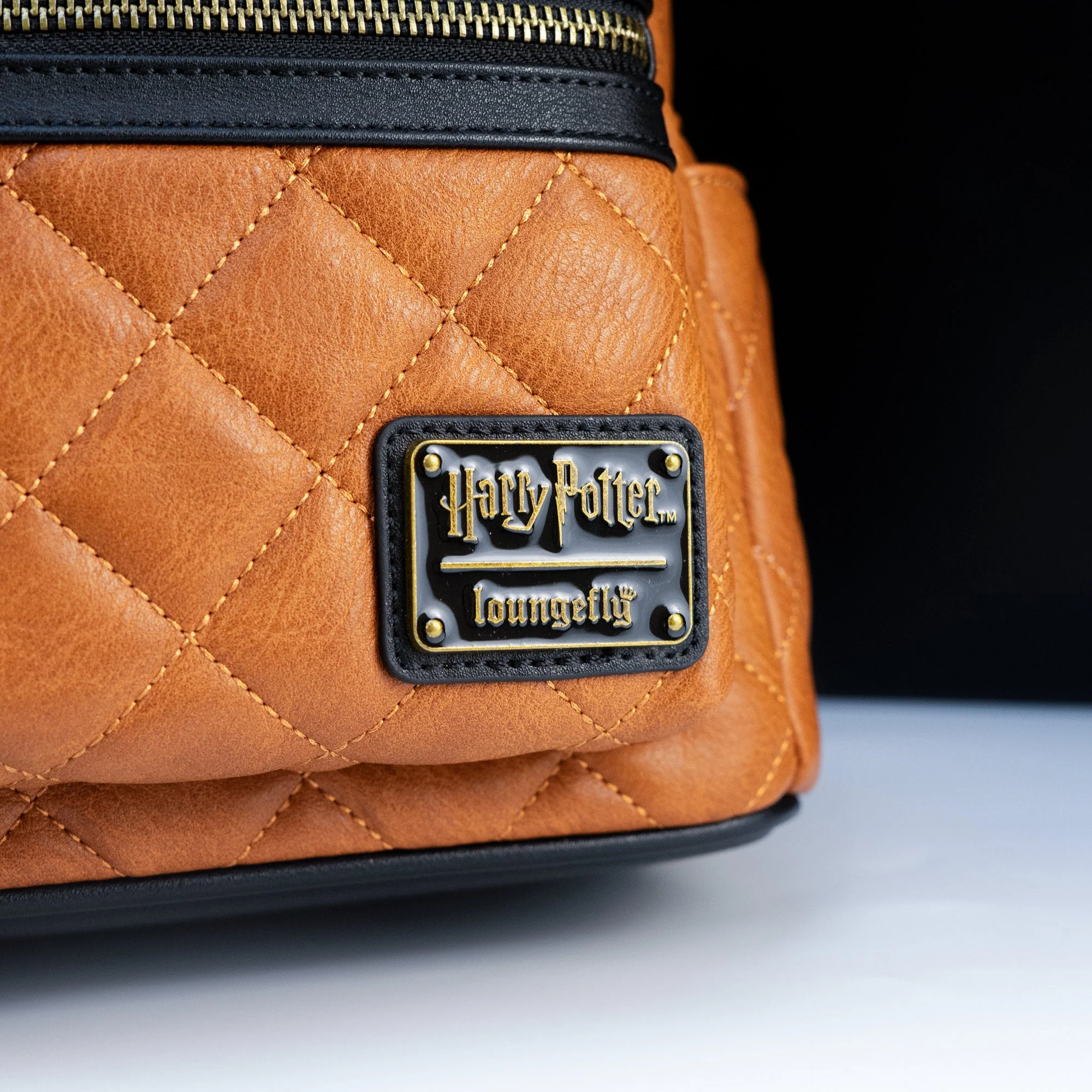Loungefly x Harry Potter Hogwarts Crest Quilted Mini Backpack - Image 2