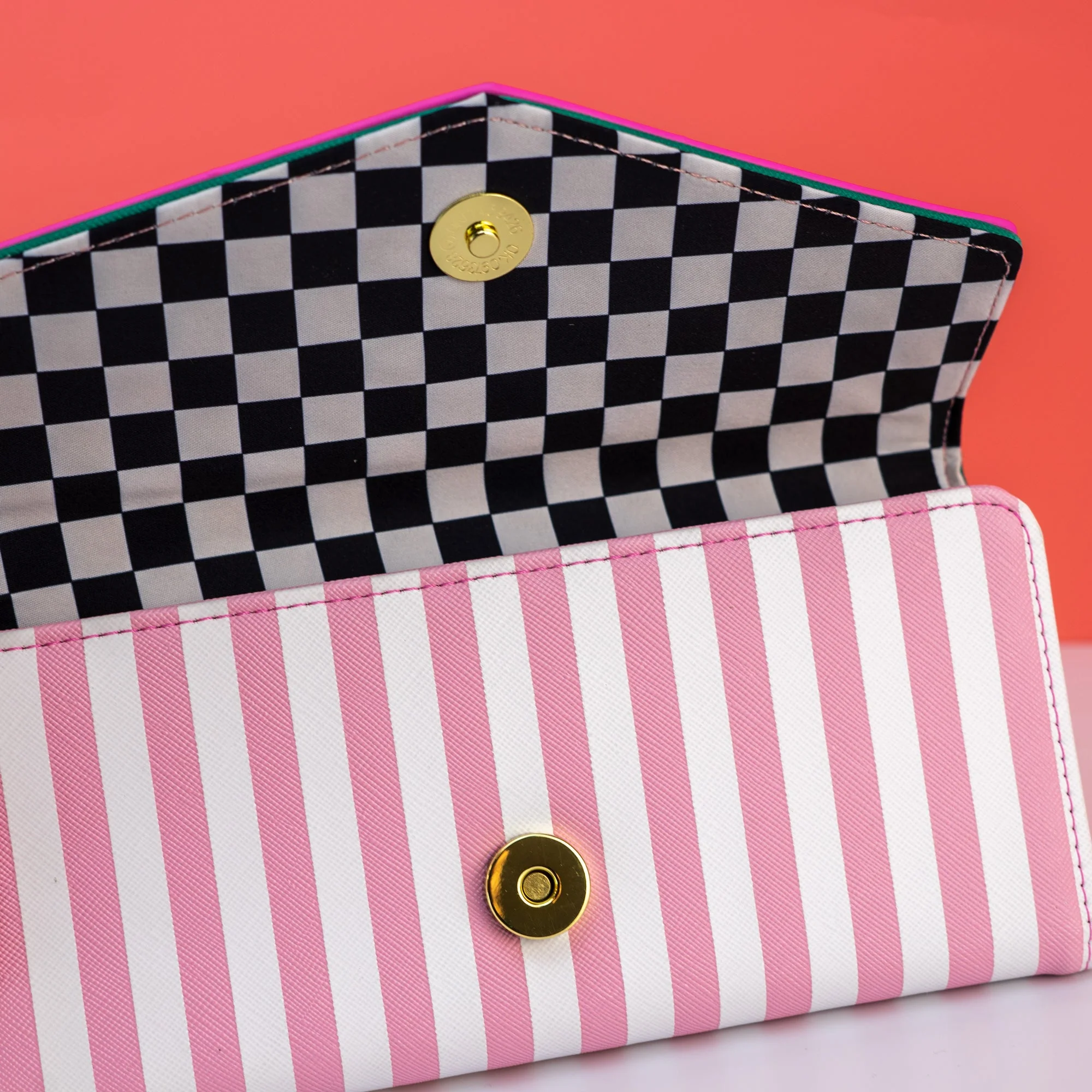 Loungefly X Harry Potter Honeydukes Tri-fold Purse - Image 6