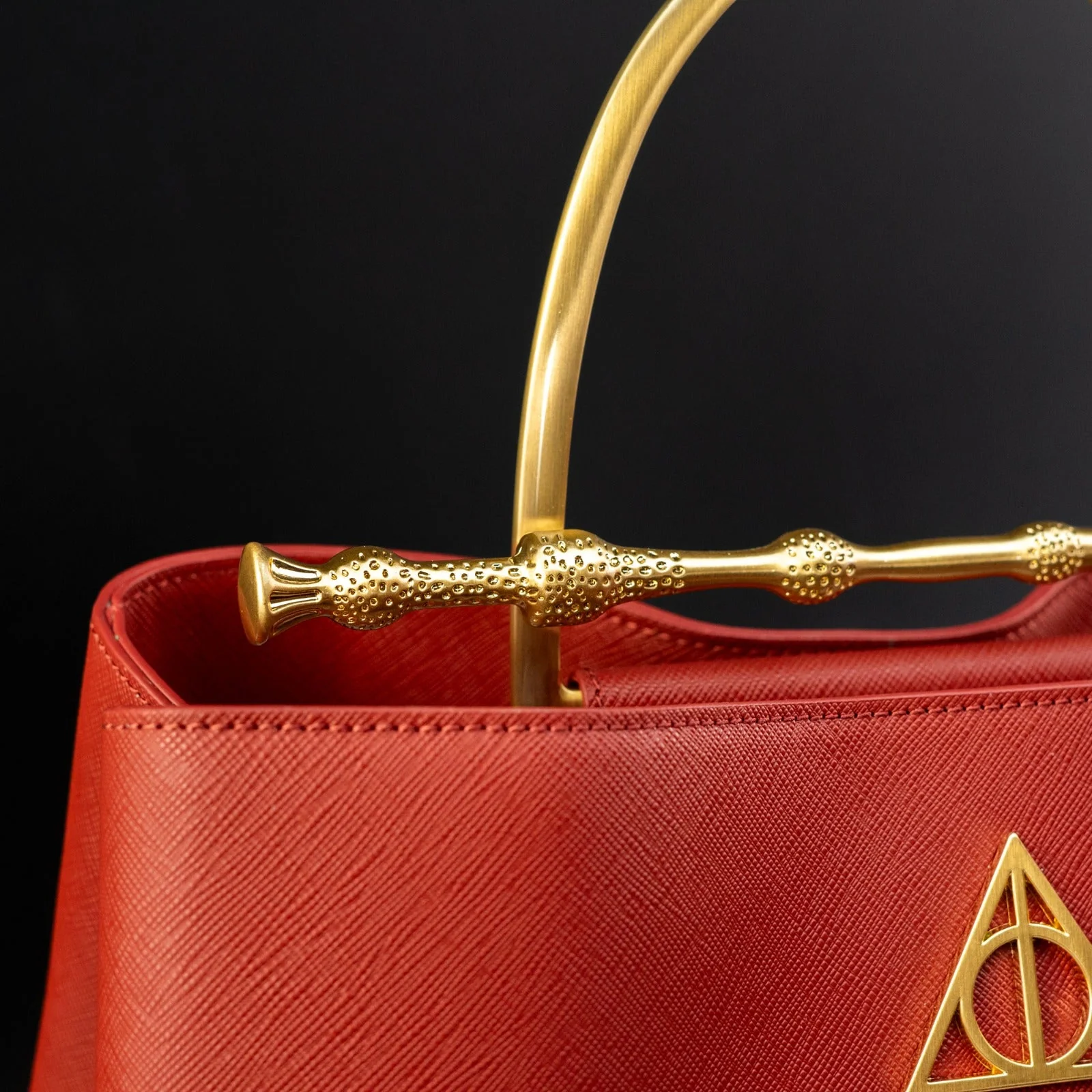 Loungefly x Harry Potter House Gryffindor Red Saffiano Elder Wand Crossbody Handbag - Image 4