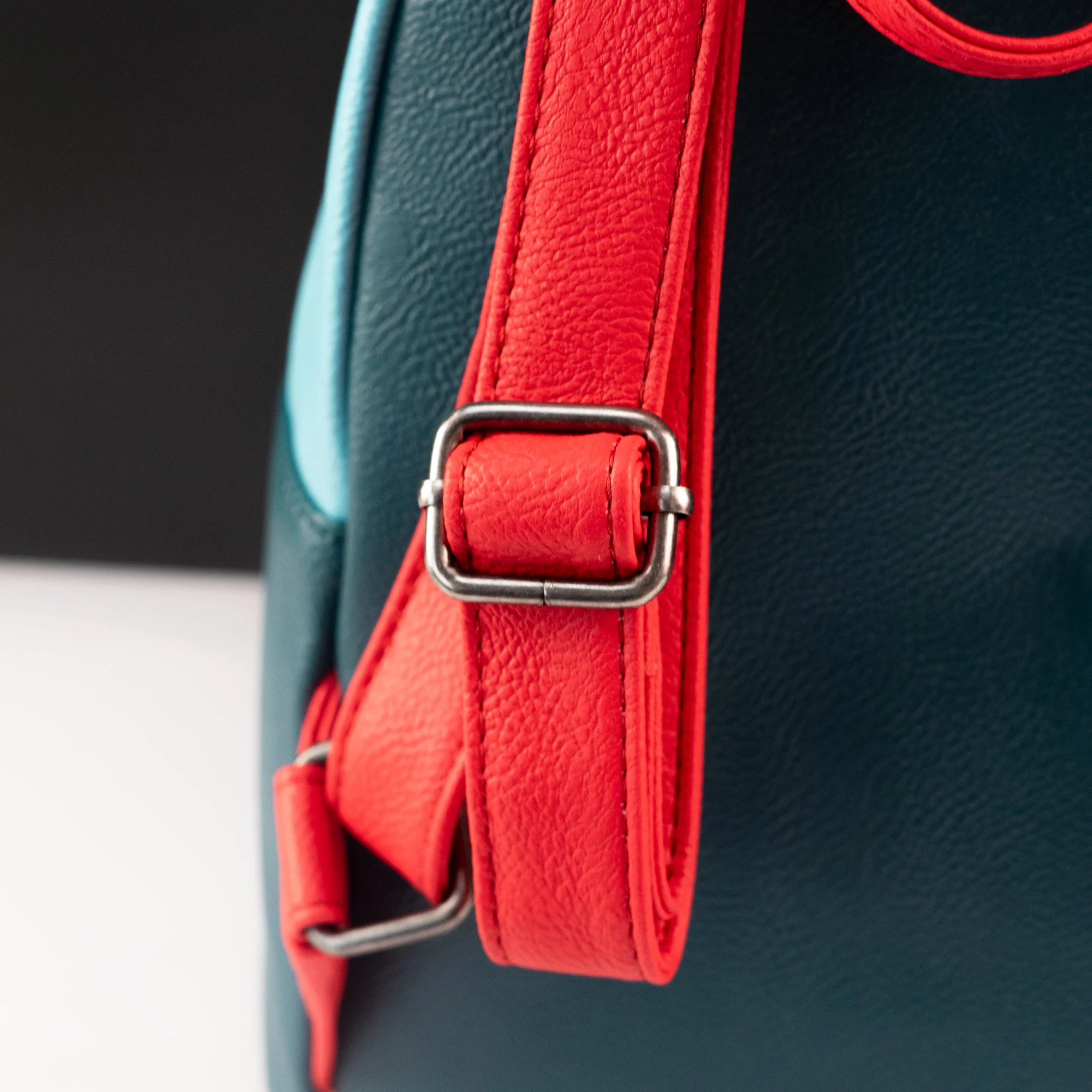 Loungefly x IT Pennywise Mini Backpack - Image 7