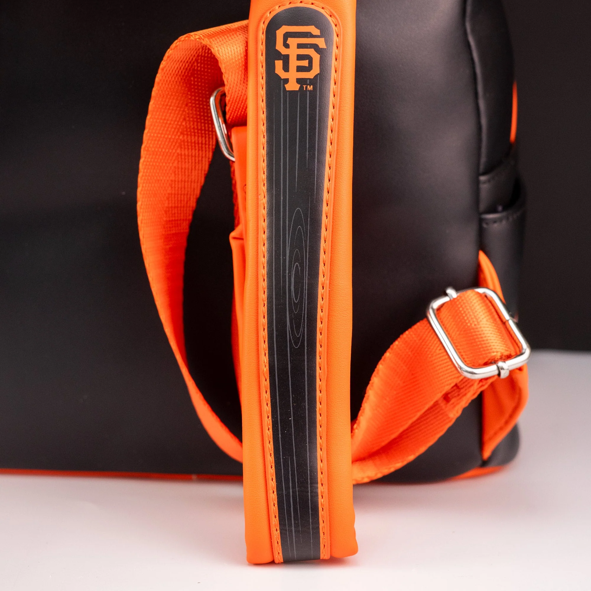 Loungefly x MLB San Francisco Giants Patches Mini Backpack - Image 7