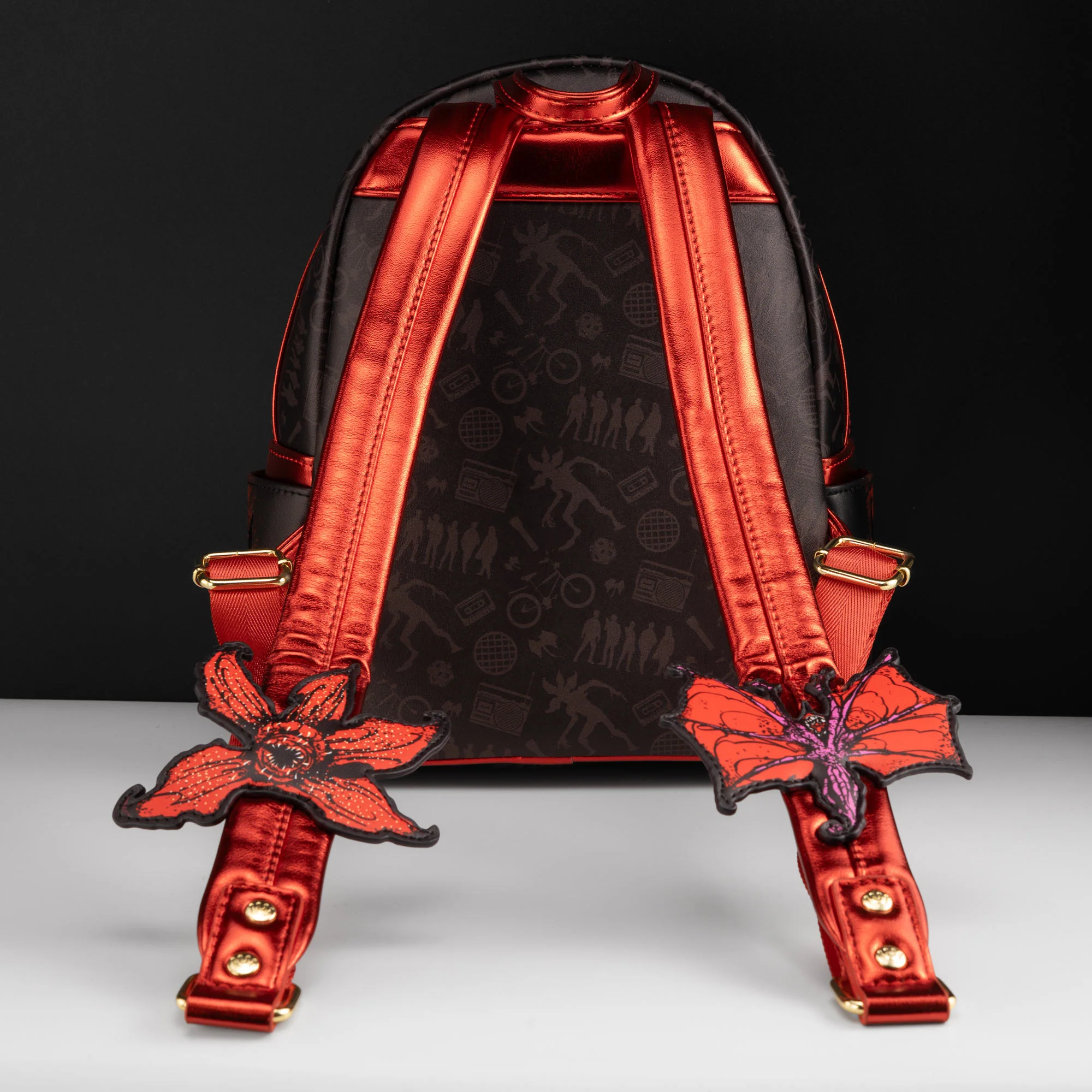 Loungefly x Netflix Stranger Things The Final Showdown Light Up Mini Backpack - Image 9