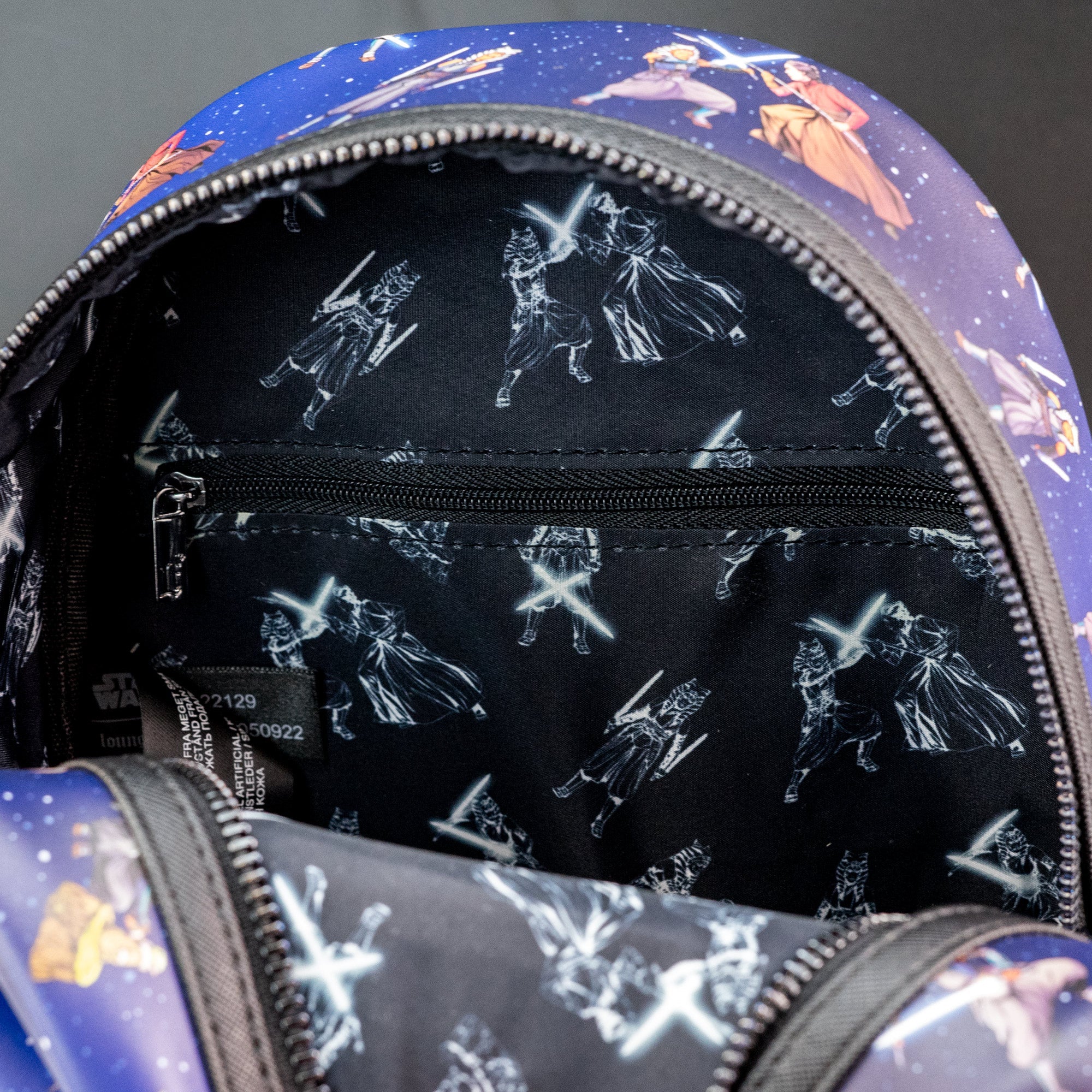 Loungefly x Star Wars Ahsoka Tano Alternating poses AOP Mini Backpack - Image 7
