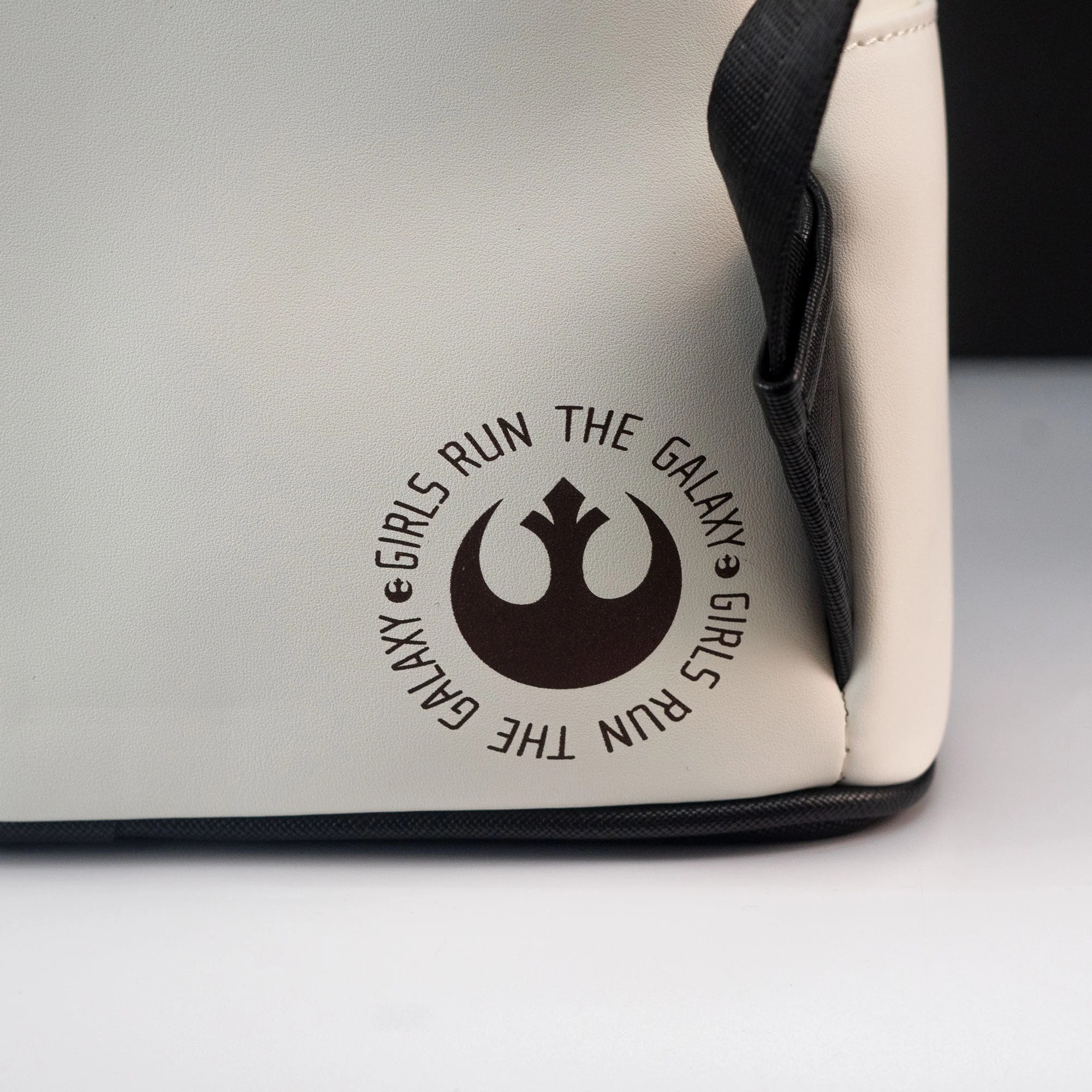 Loungefly x Star Wars Leia Cosplay Mini Backpack - Image 4