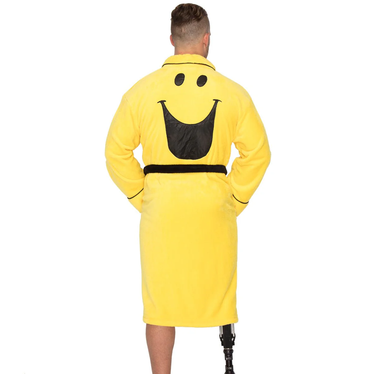 Mr. Men and Little Miss - Mr Happy Bathrobe - Image 2