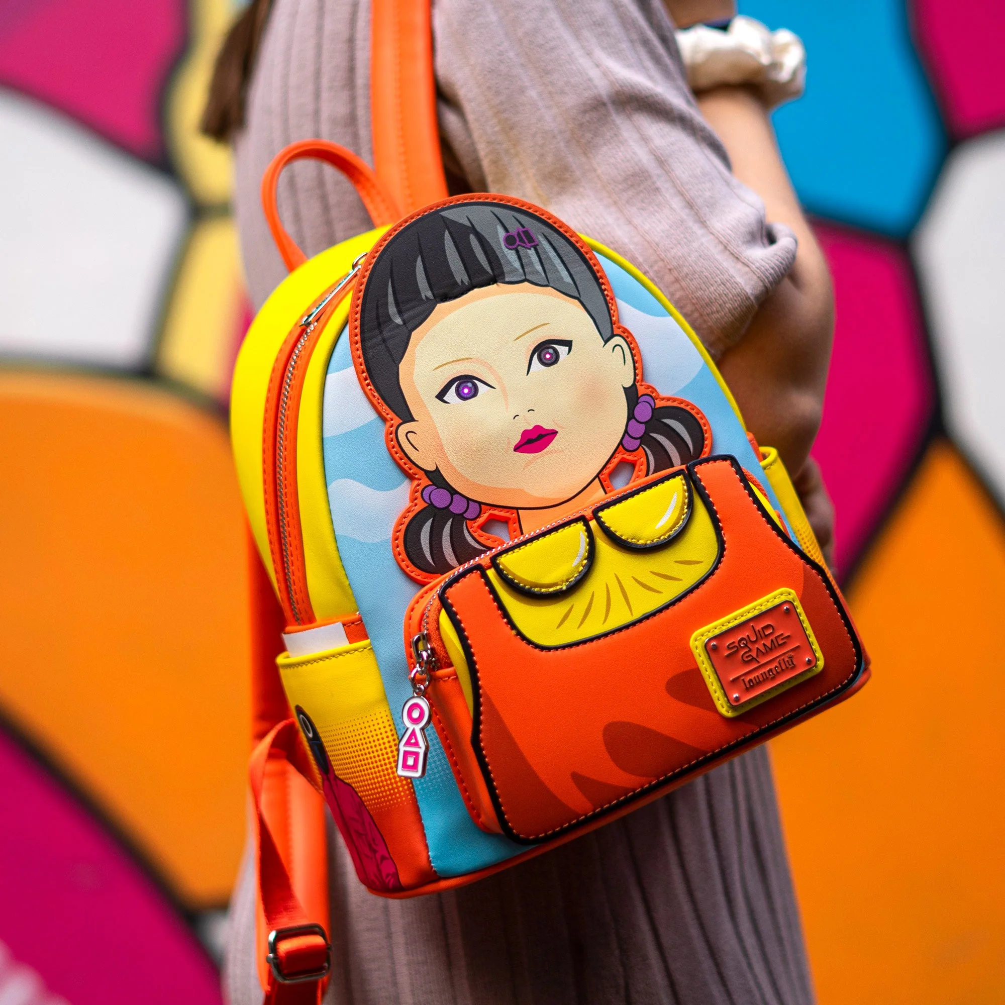 Loungefly x Netflix Squid Game Red Light, Green Light Mini Backpack - Image 10