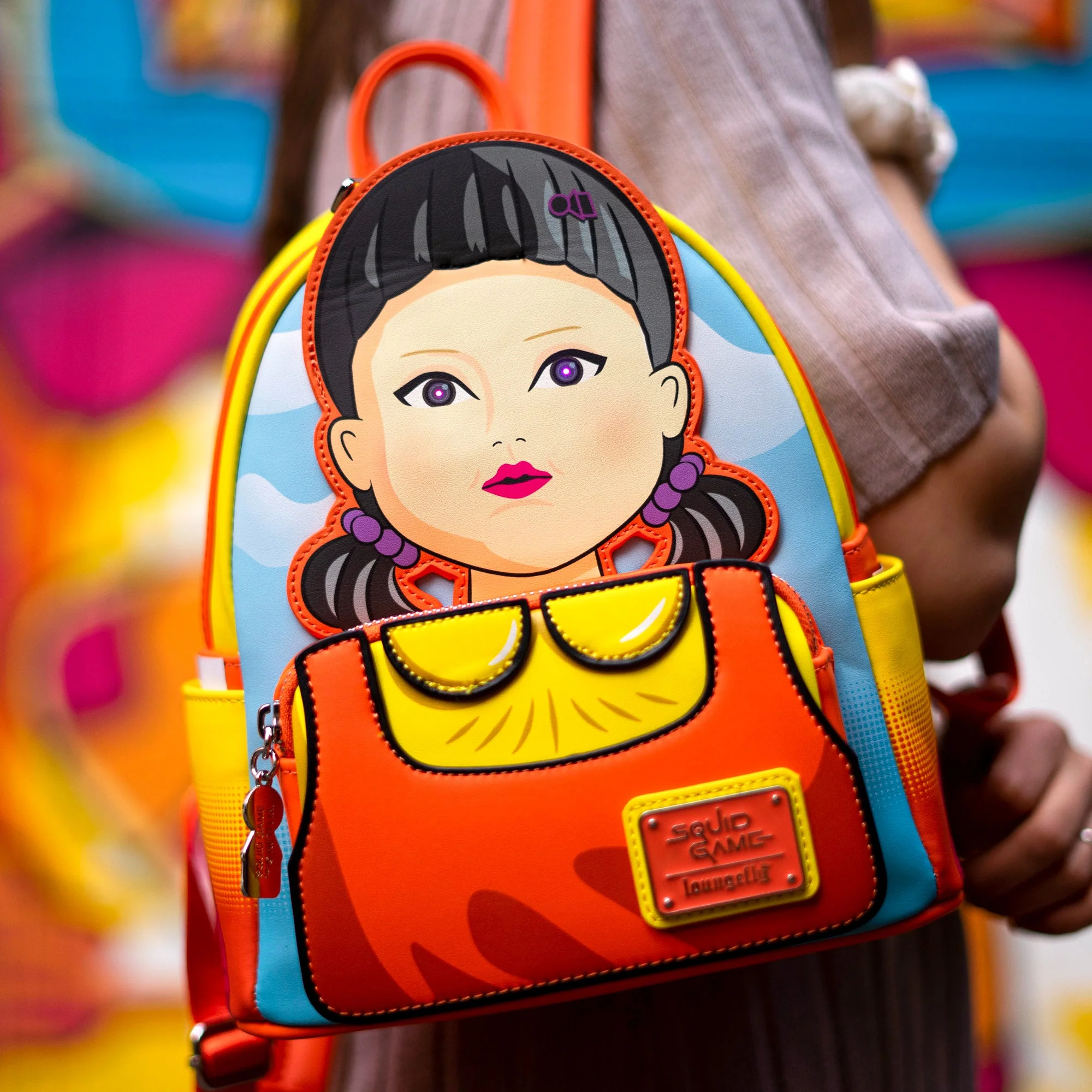 Loungefly x Netflix Squid Game Red Light, Green Light Mini Backpack - Image 11