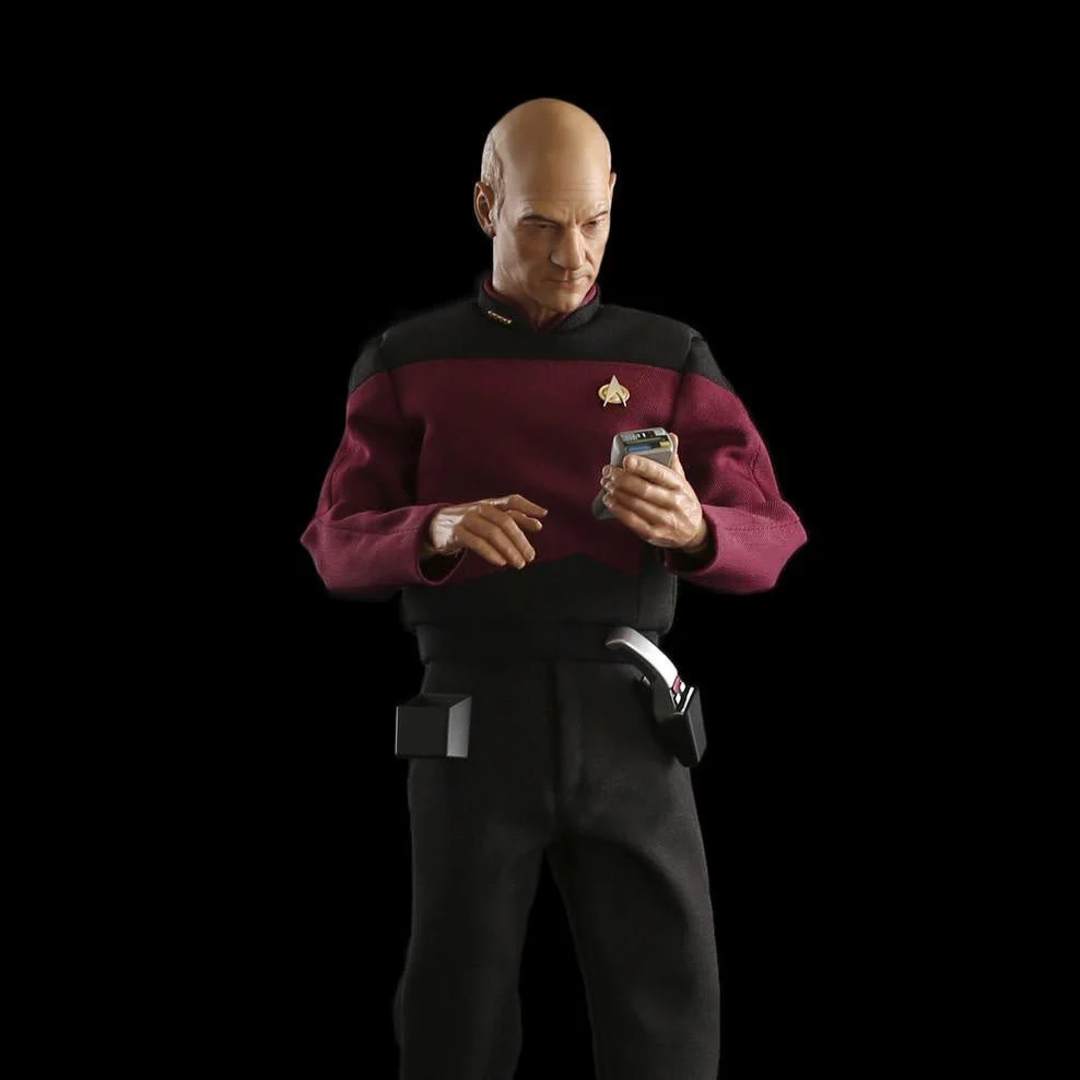 Star Trek TNG Picard 1:6 Scale Figure - Image 5