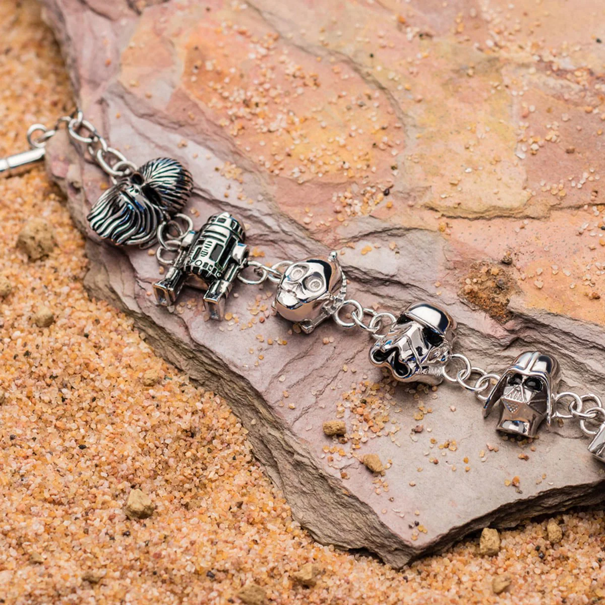Star Wars Character Heads Sterling Silver Toggle Clasp Bracelet - Image 3