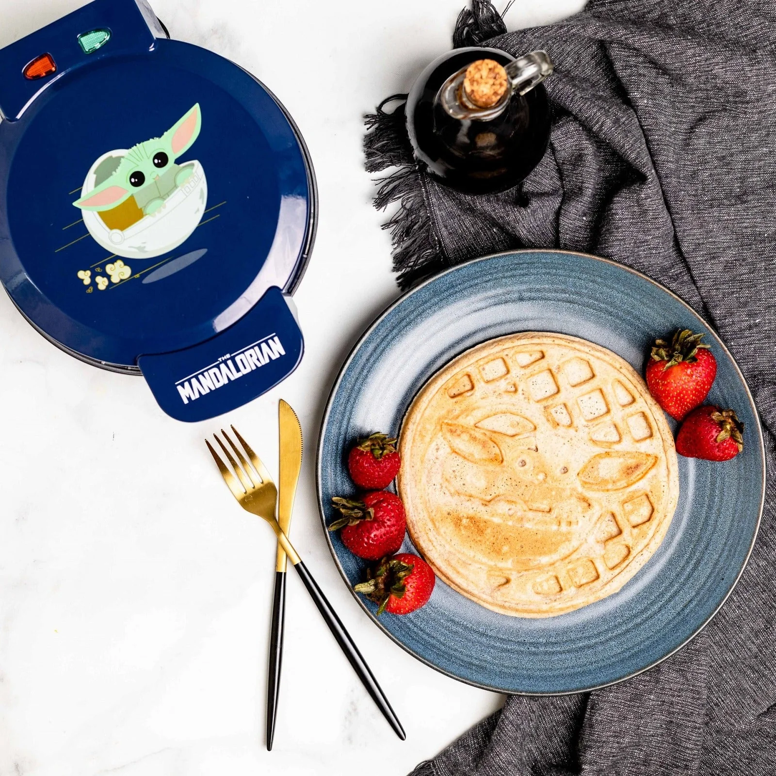 Star Wars The Mandalorian Grogu Baby Yoda Waffle Maker