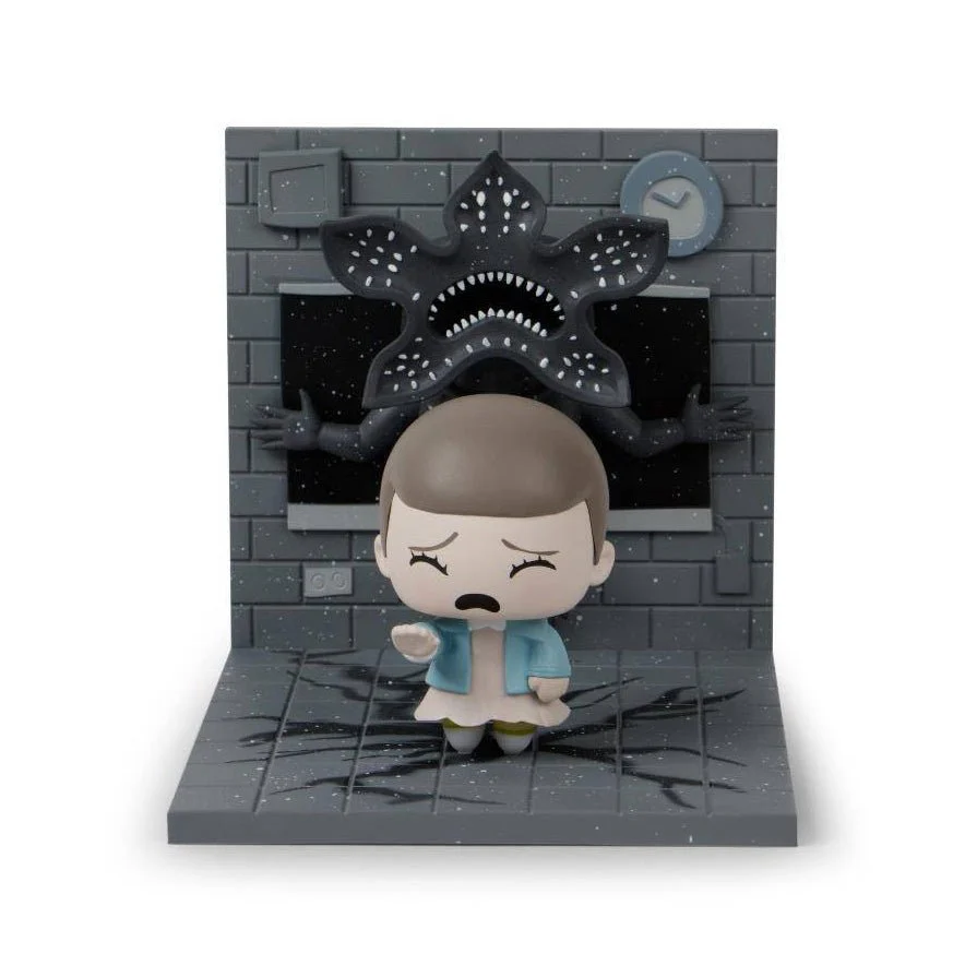 Stranger Things Upside Down "Eleven vs Demogorgon" Diorama (NYCC Exclusive) - Image 2