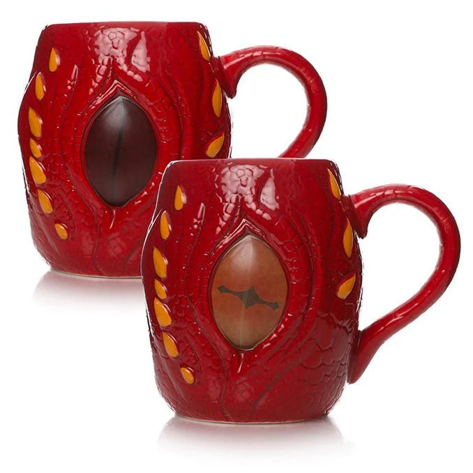 The Hobbit Smaug 3D Shaped Heat Changing Mug - Image 2