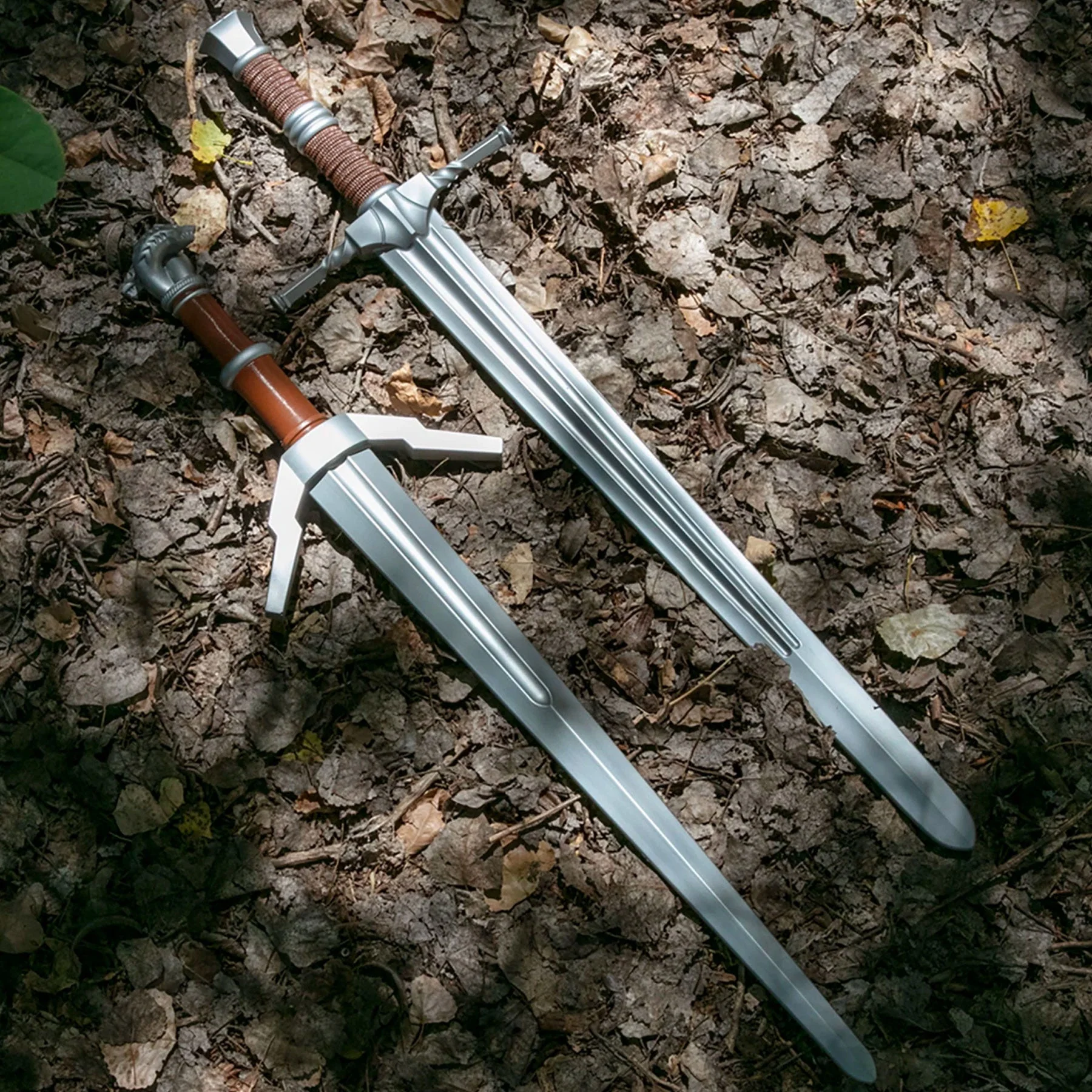 The Witcher 3 1:1 Scale Cosplay Foam Swords Set - Image 3