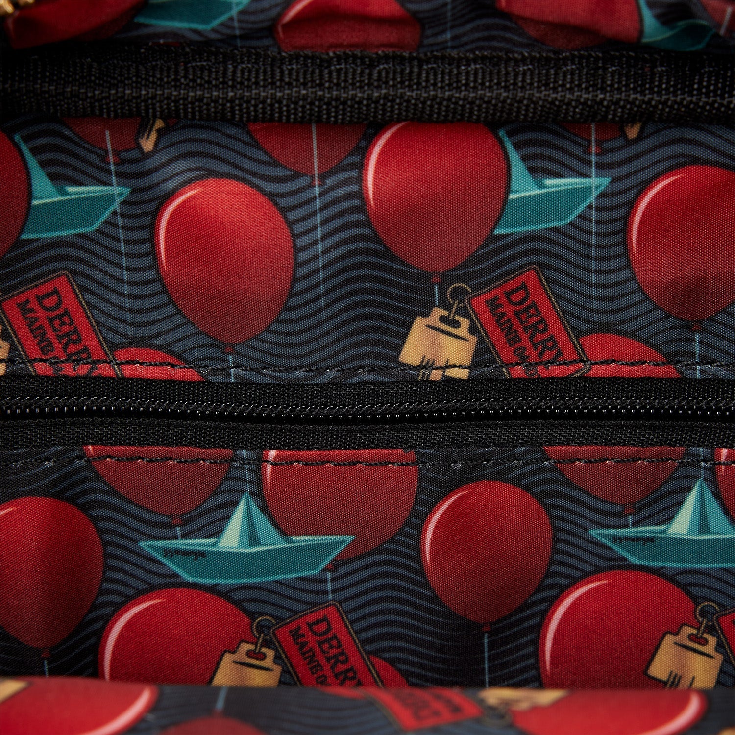 Loungefly x IT Pennywise Balloon Crossbuddies Bag - Image 5